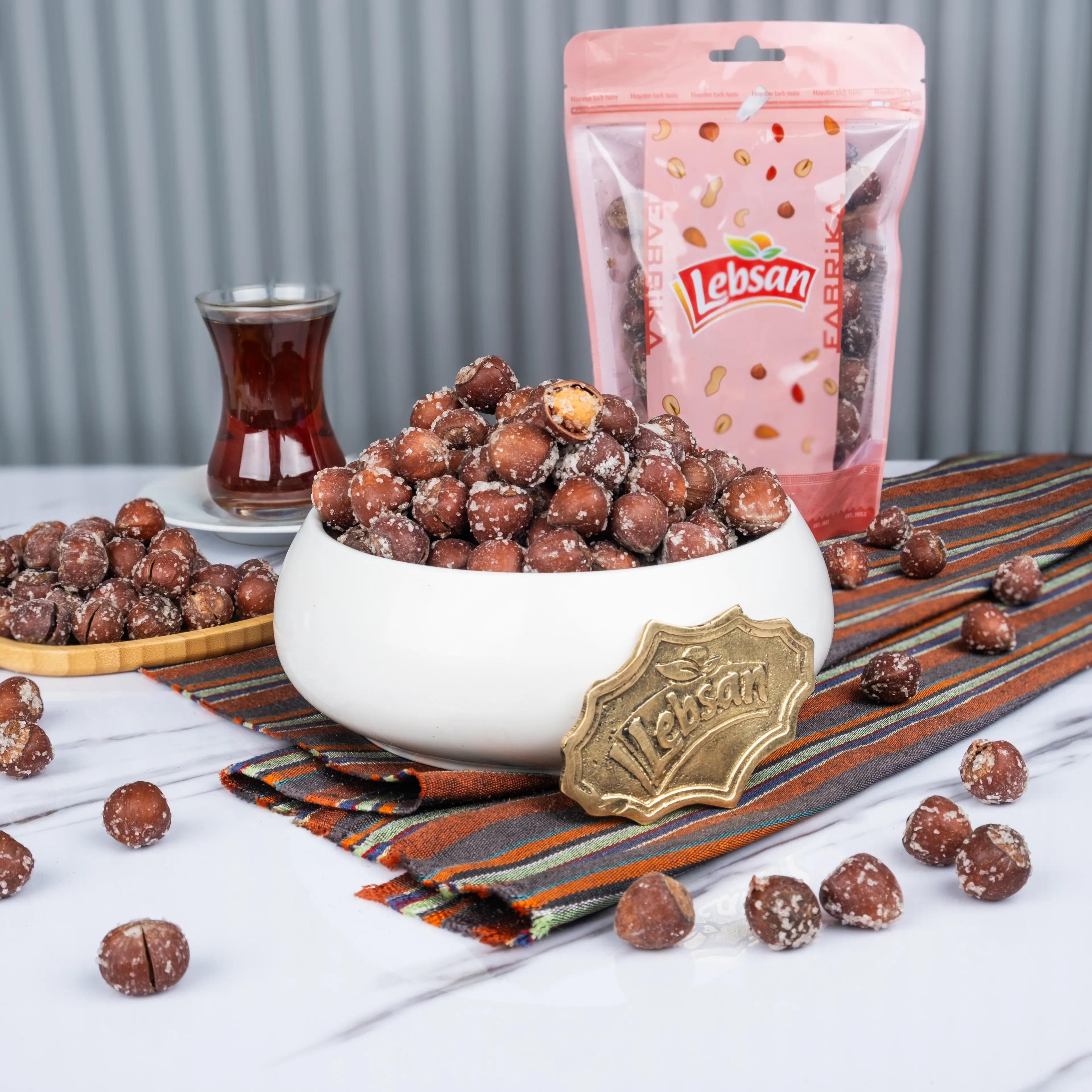 Fındık Kabuklu Foça