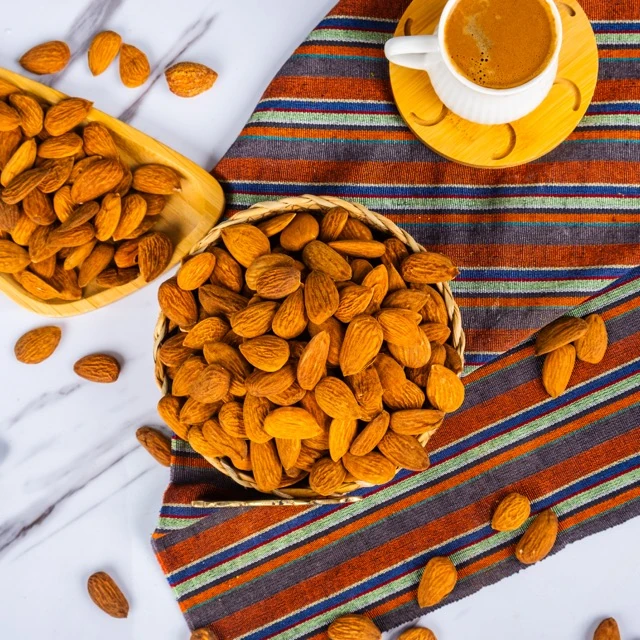 Badem İçi Yerli Çiğ