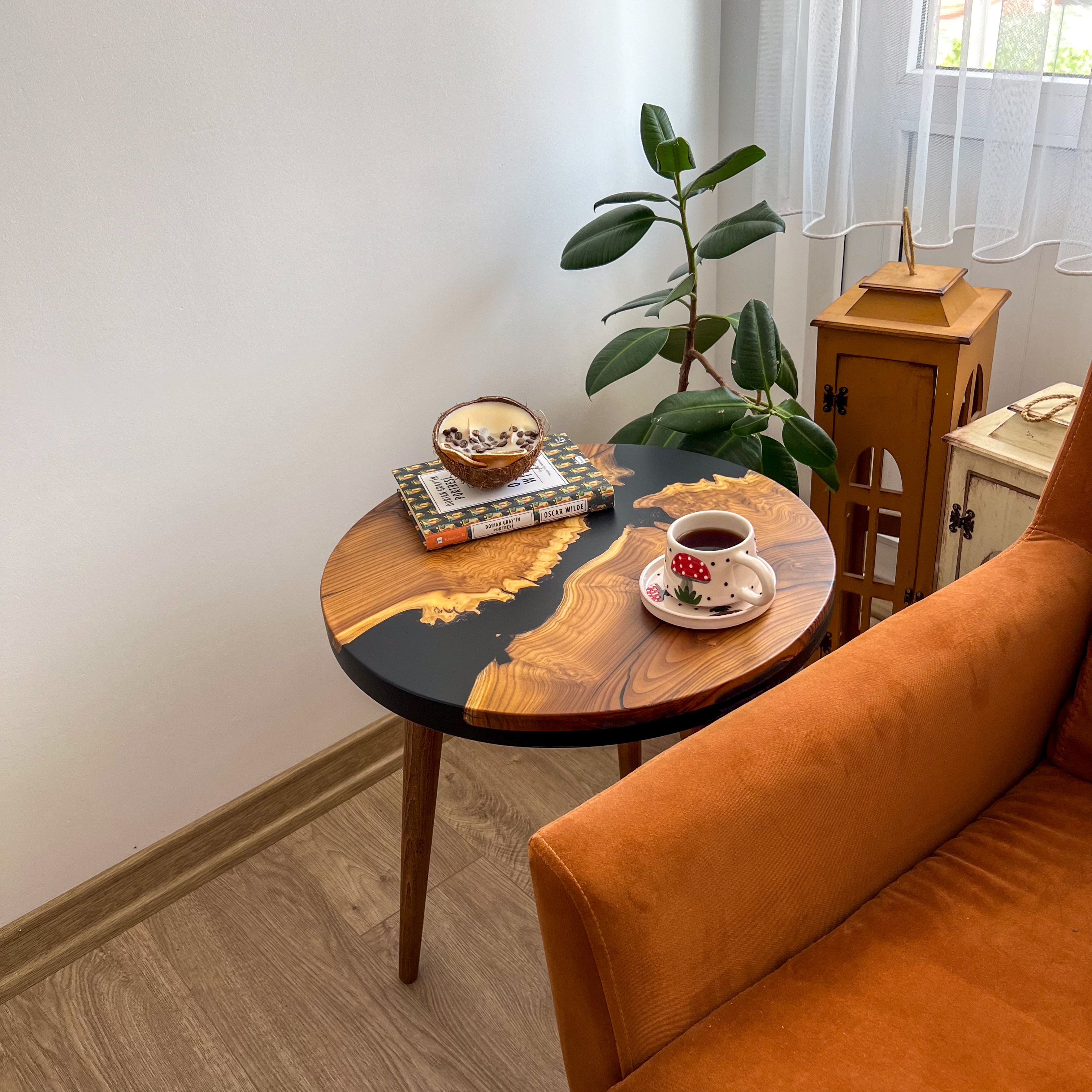 20" Round Blue Resin River Coffee & Side Table 