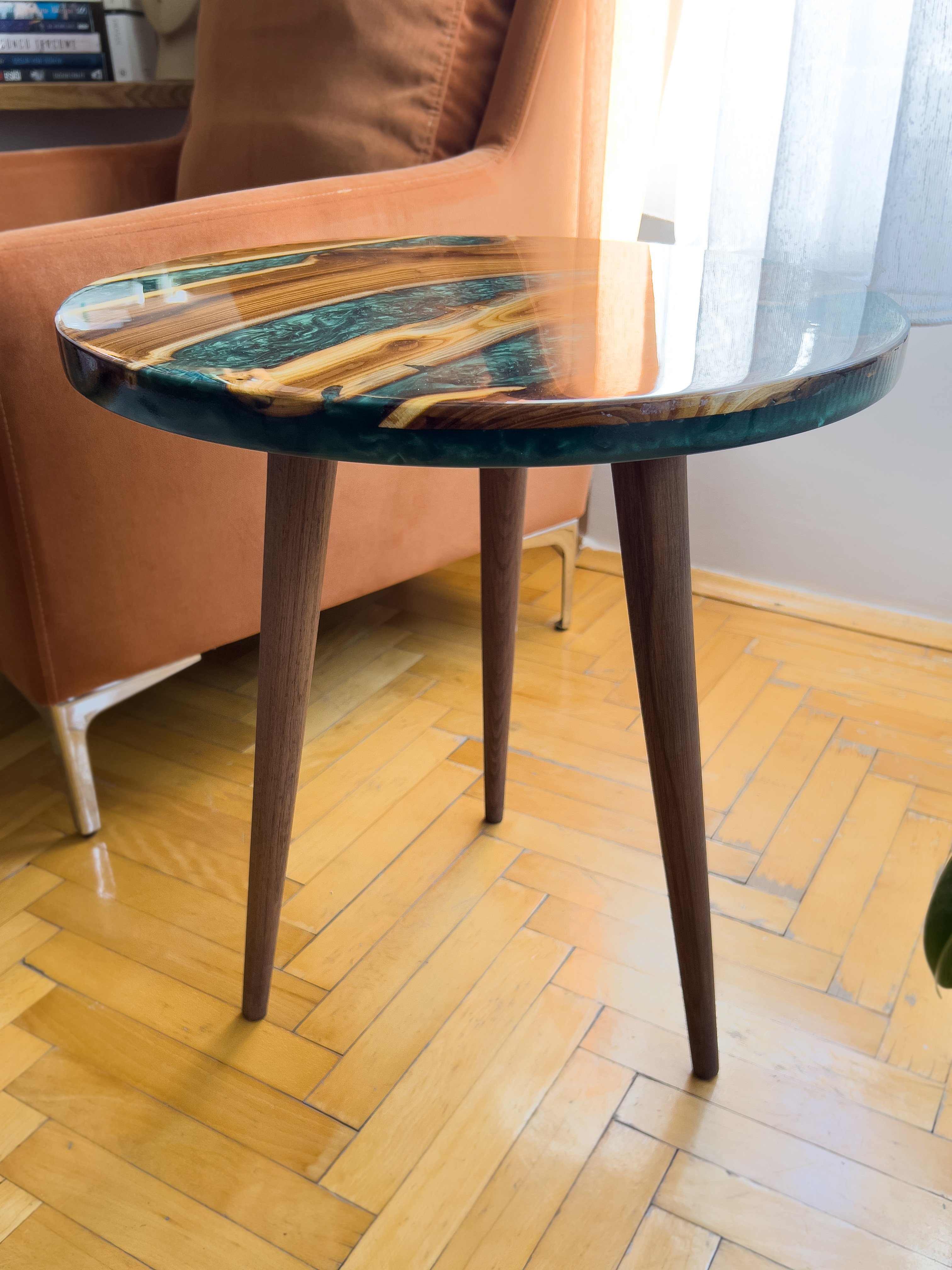 20" Round Live Edge Resin Coffee Table, Side Table