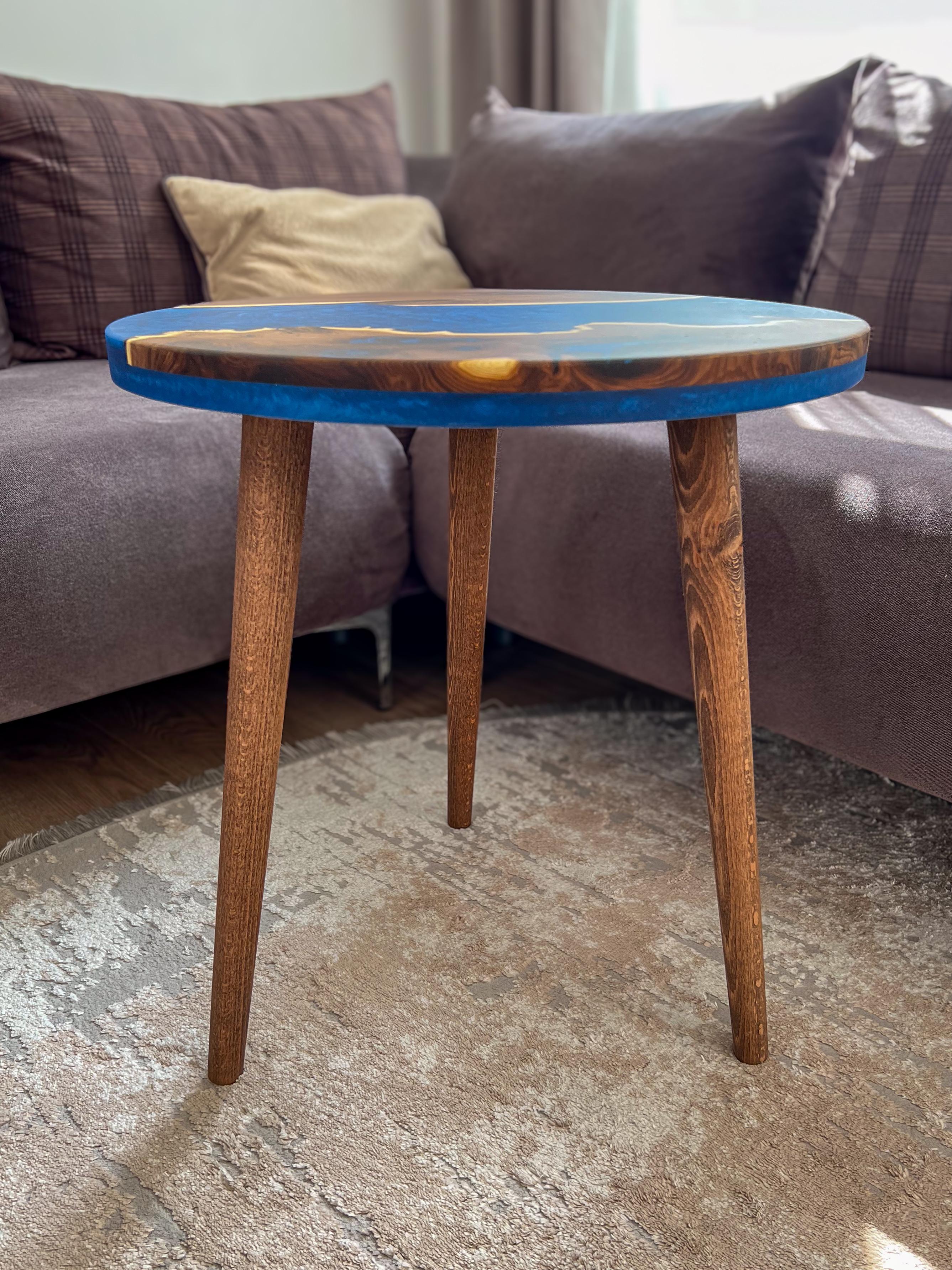 20" Round Blue Resin River Coffee & Side Table 