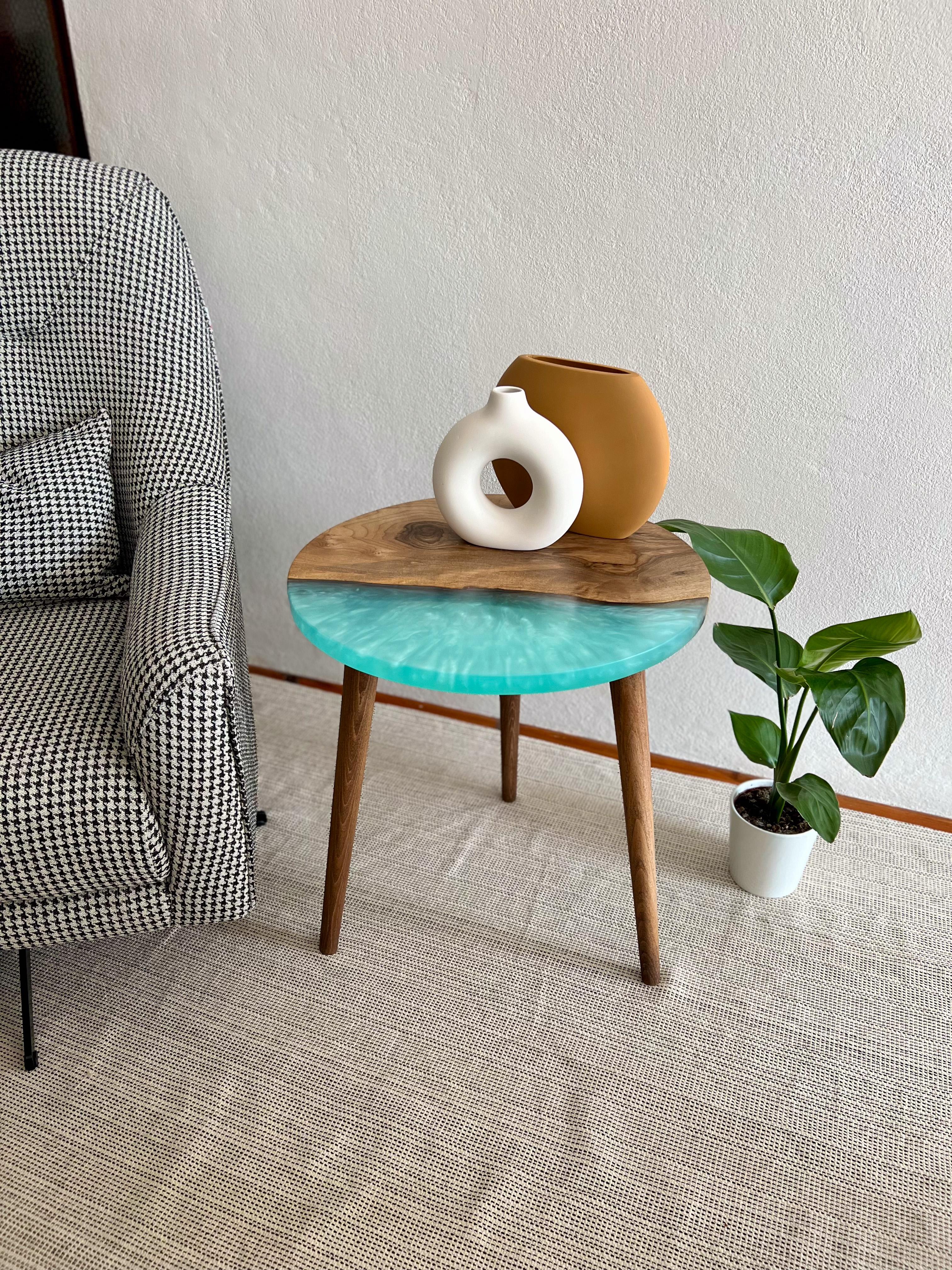 20" Round Walnut Resin Table with Blue Epoxy