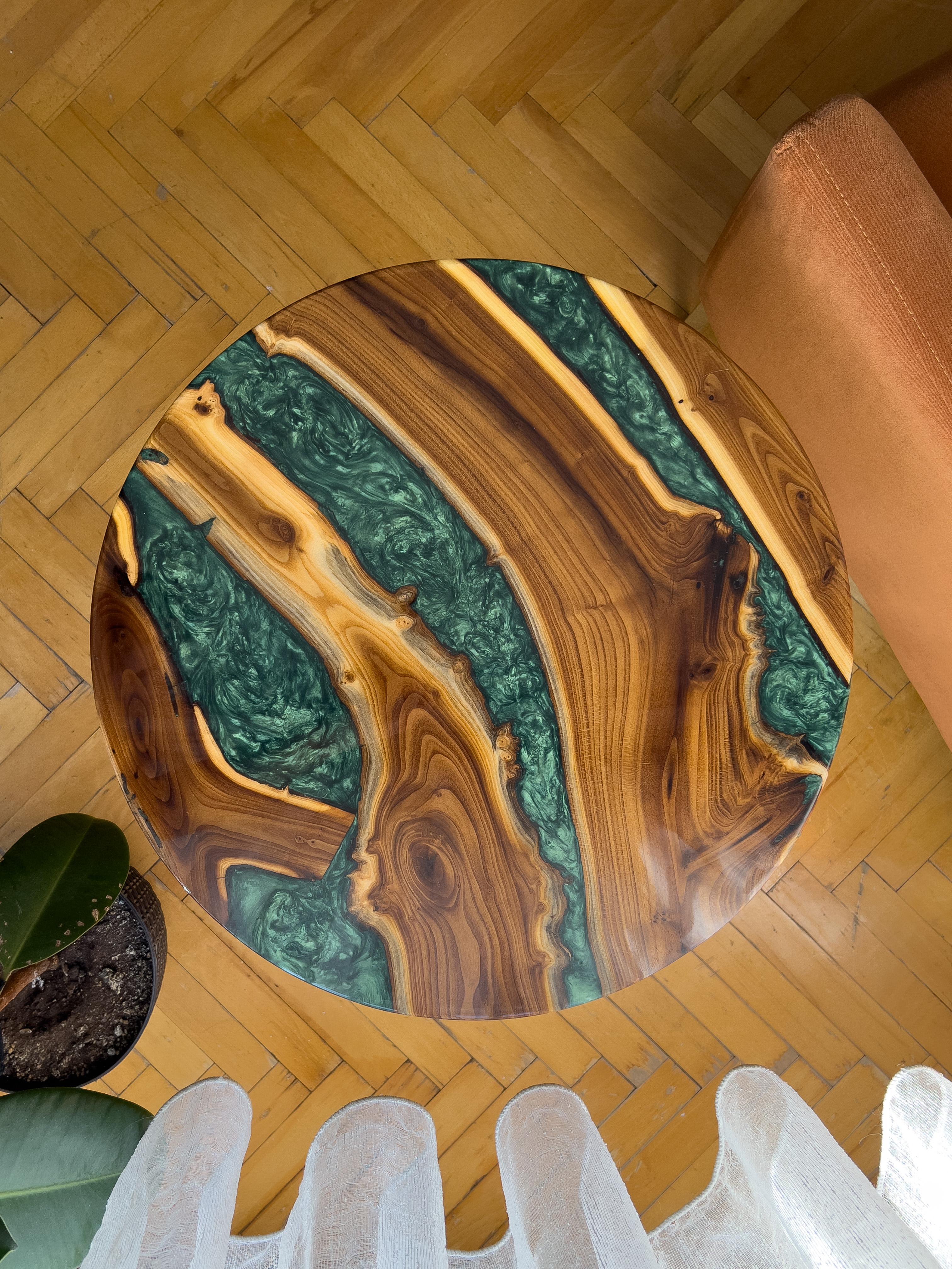 20" Round Live Edge Resin Coffee Table, Side Table