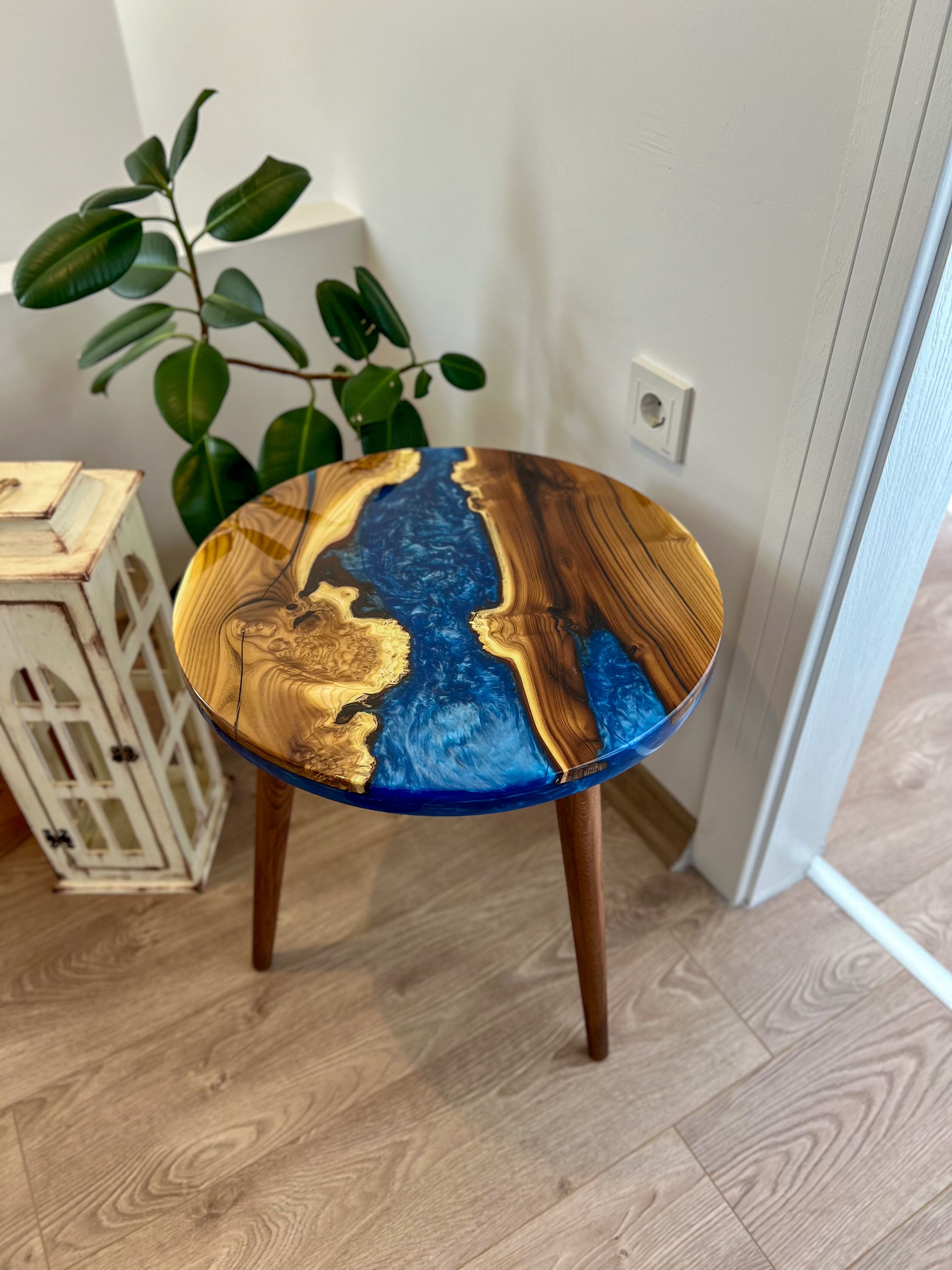 20" Round Blue Resin River Coffee & Side Table 