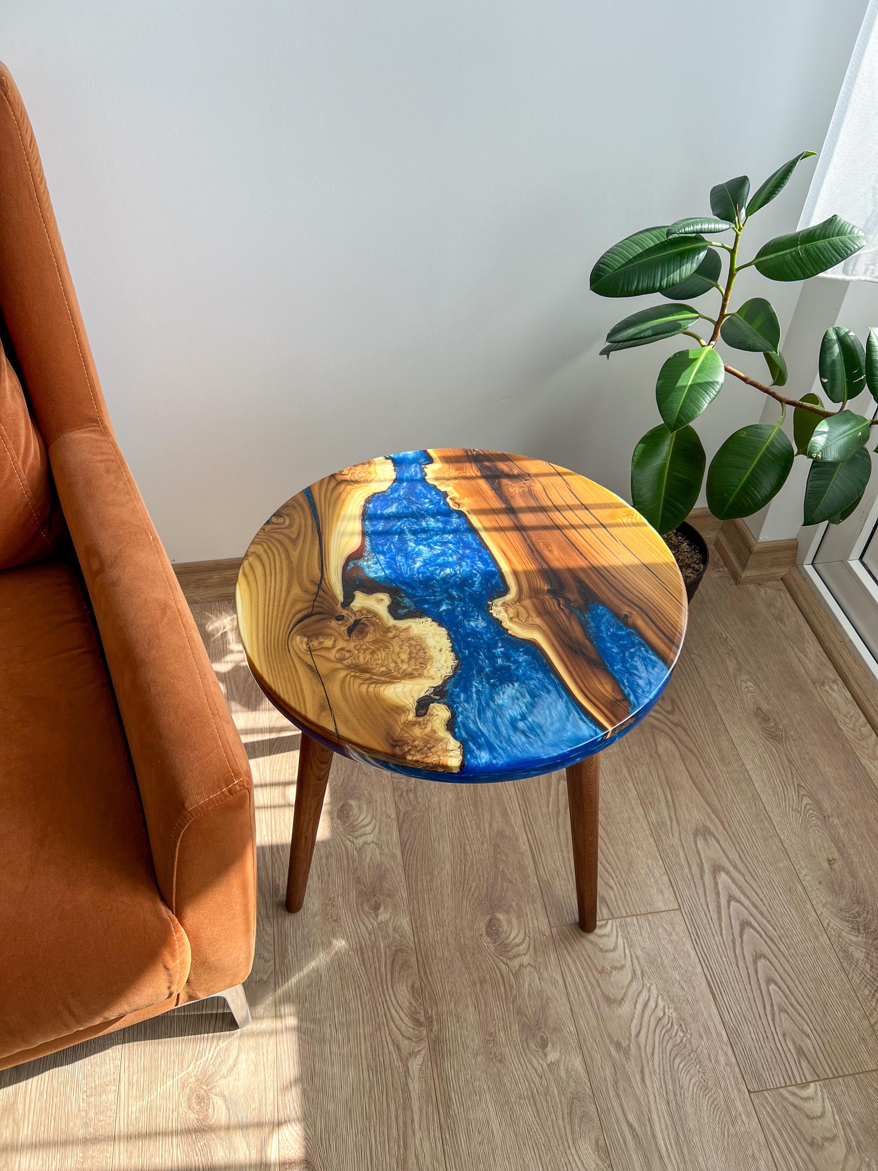 20" Round Blue Resin River Coffee & Side Table 