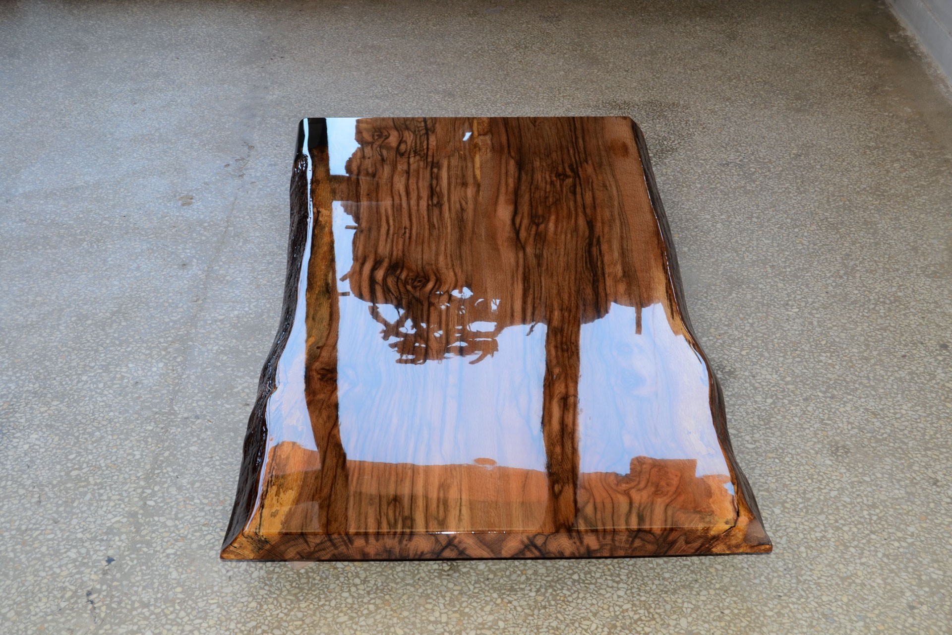 Doğal Kenarlı Masif Meşe Masa Tablası – Parlak Cilalı | 147x75 cm
