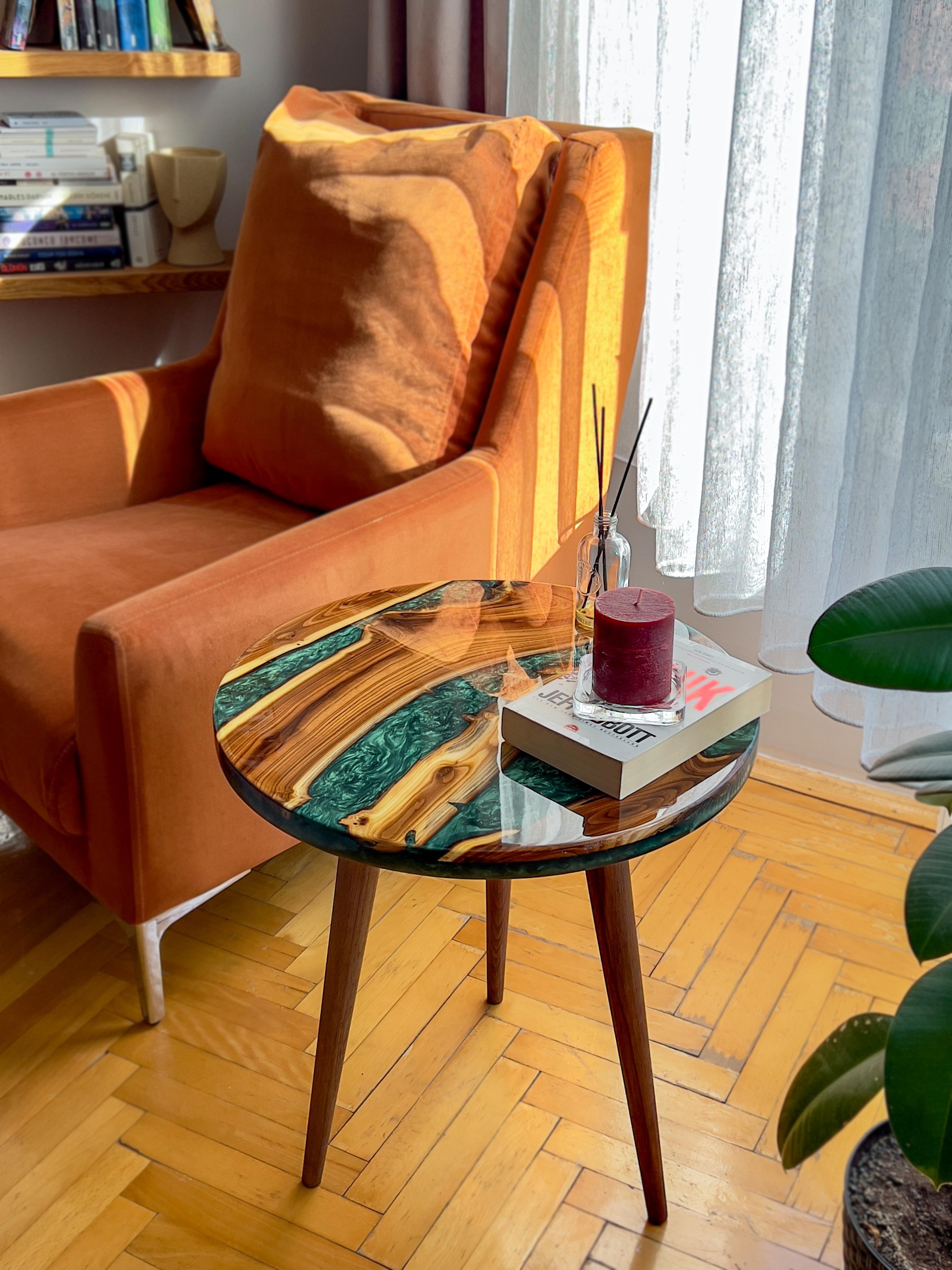 20" Round Live Edge Resin Coffee Table, Side Table