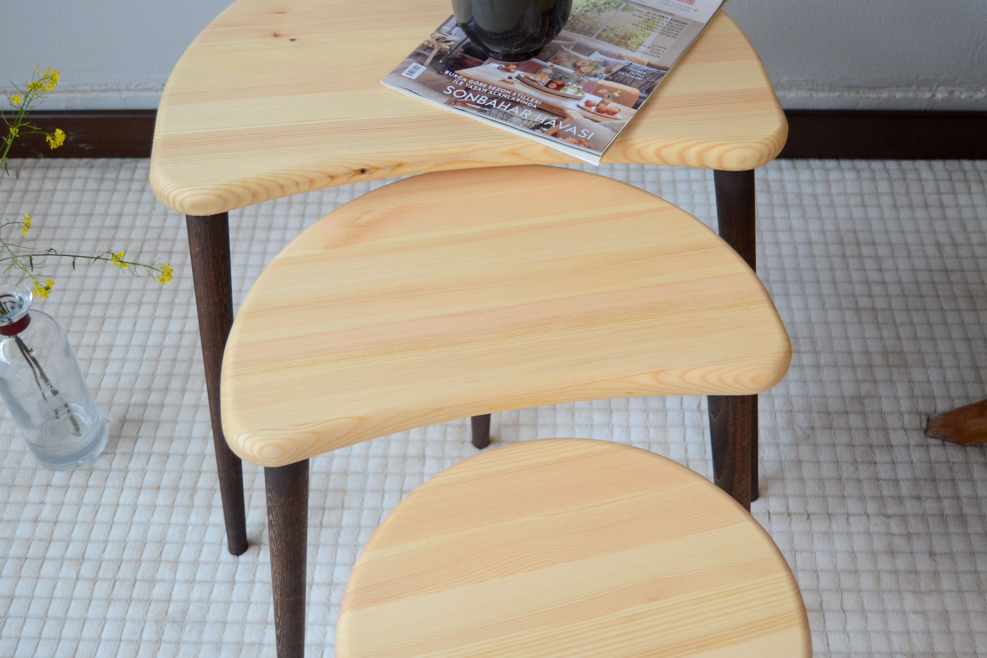Modern Ahşap 3'lü Zigon Sehpa Takımı – Naturel & Ceviz Renk Uyumu, 3’lü Set