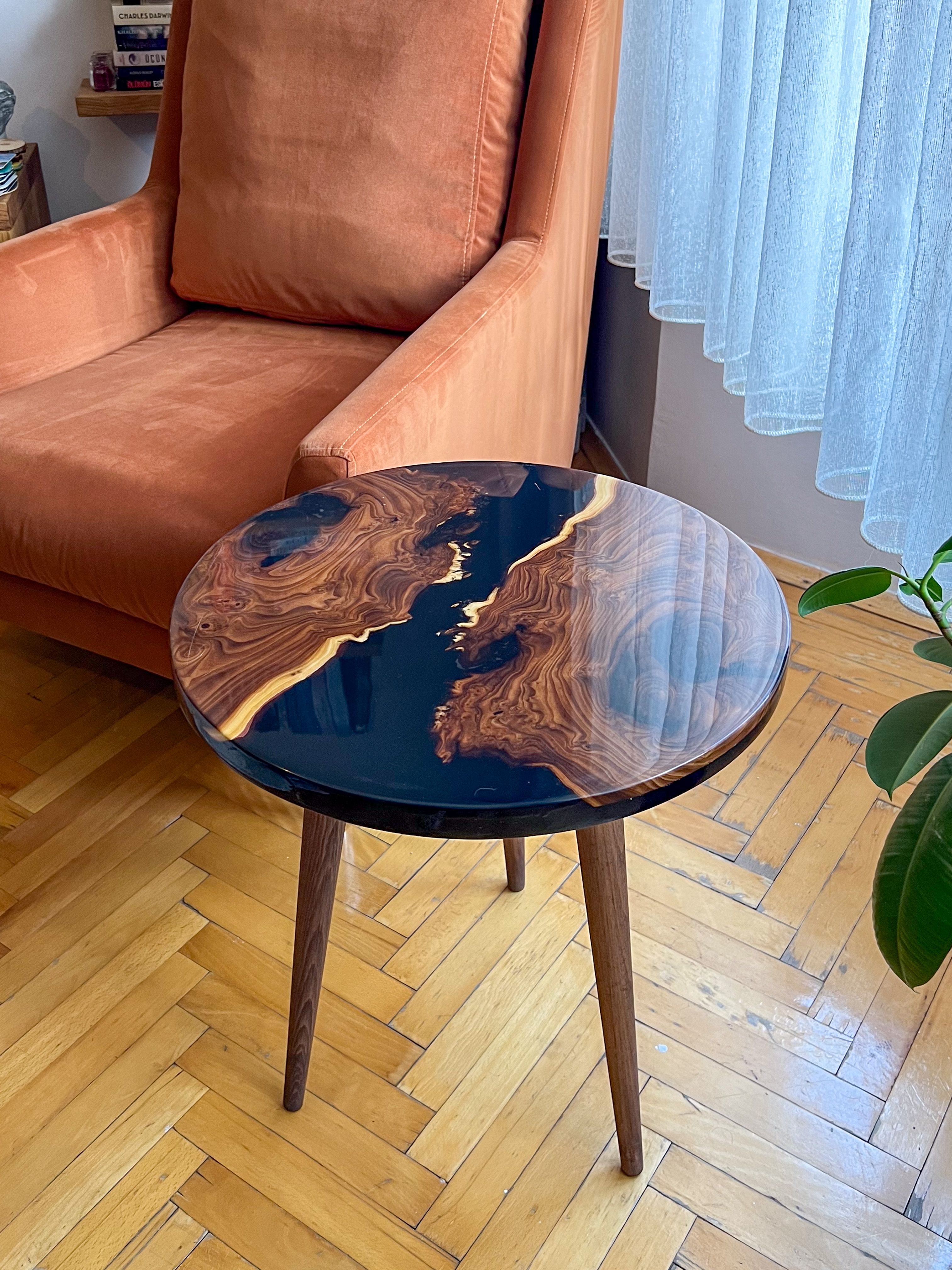 20" Round Black Resin River Coffee & Side Table