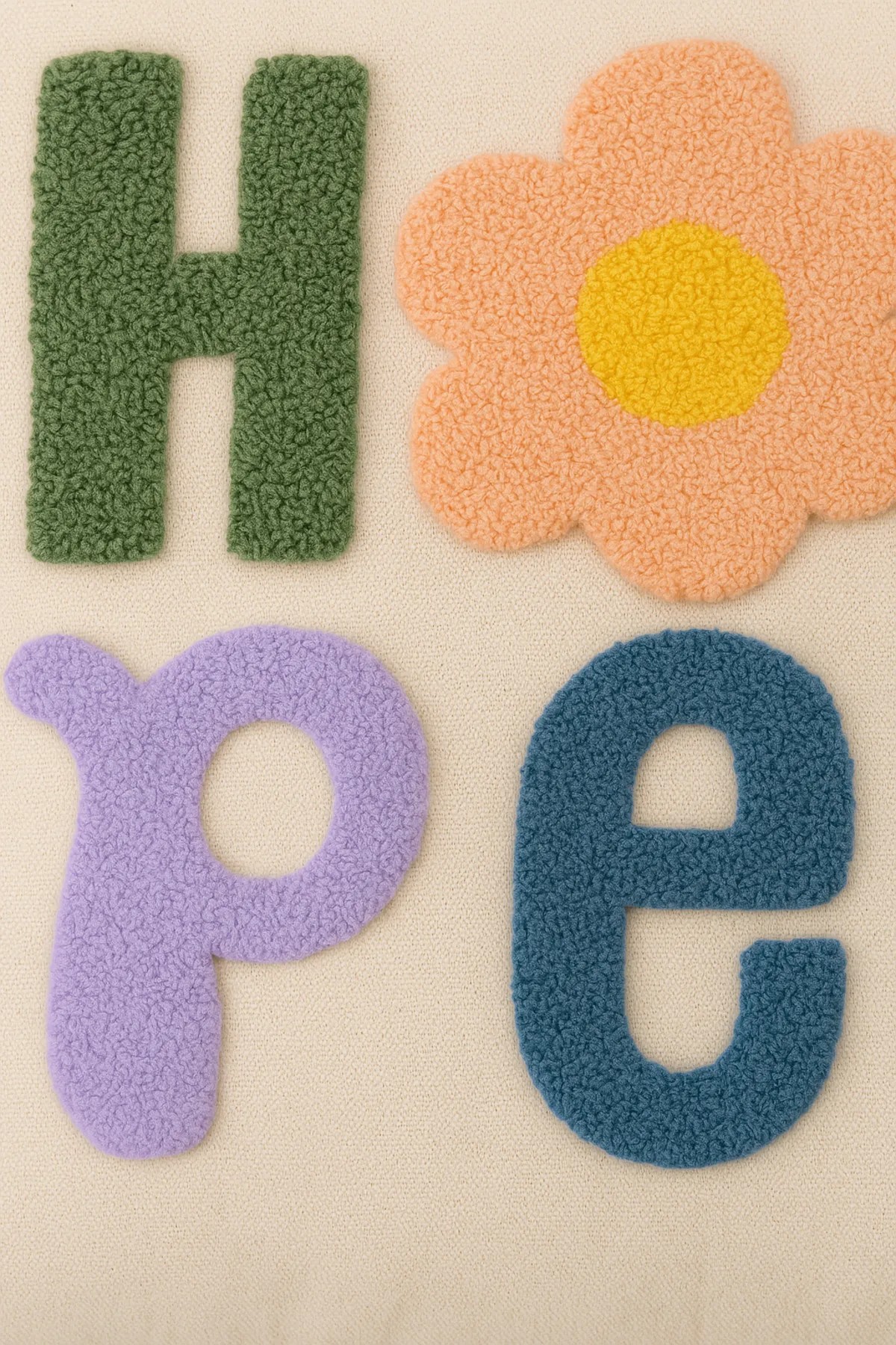 Punch İşlemeli Kırlent Kılıfı Hope 