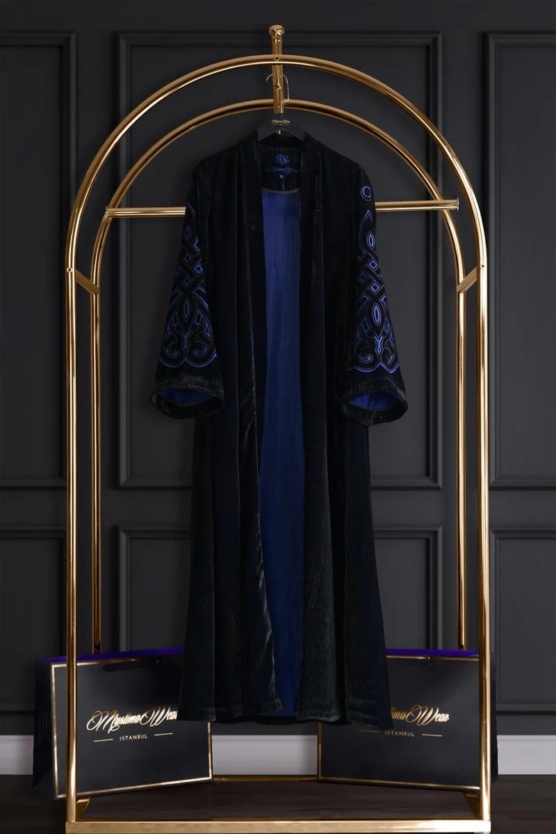 Saks Mavisi Japon Kadife Oryantal Desen Kollar Nakış İşlemeli Bilek Şeritli Abaya