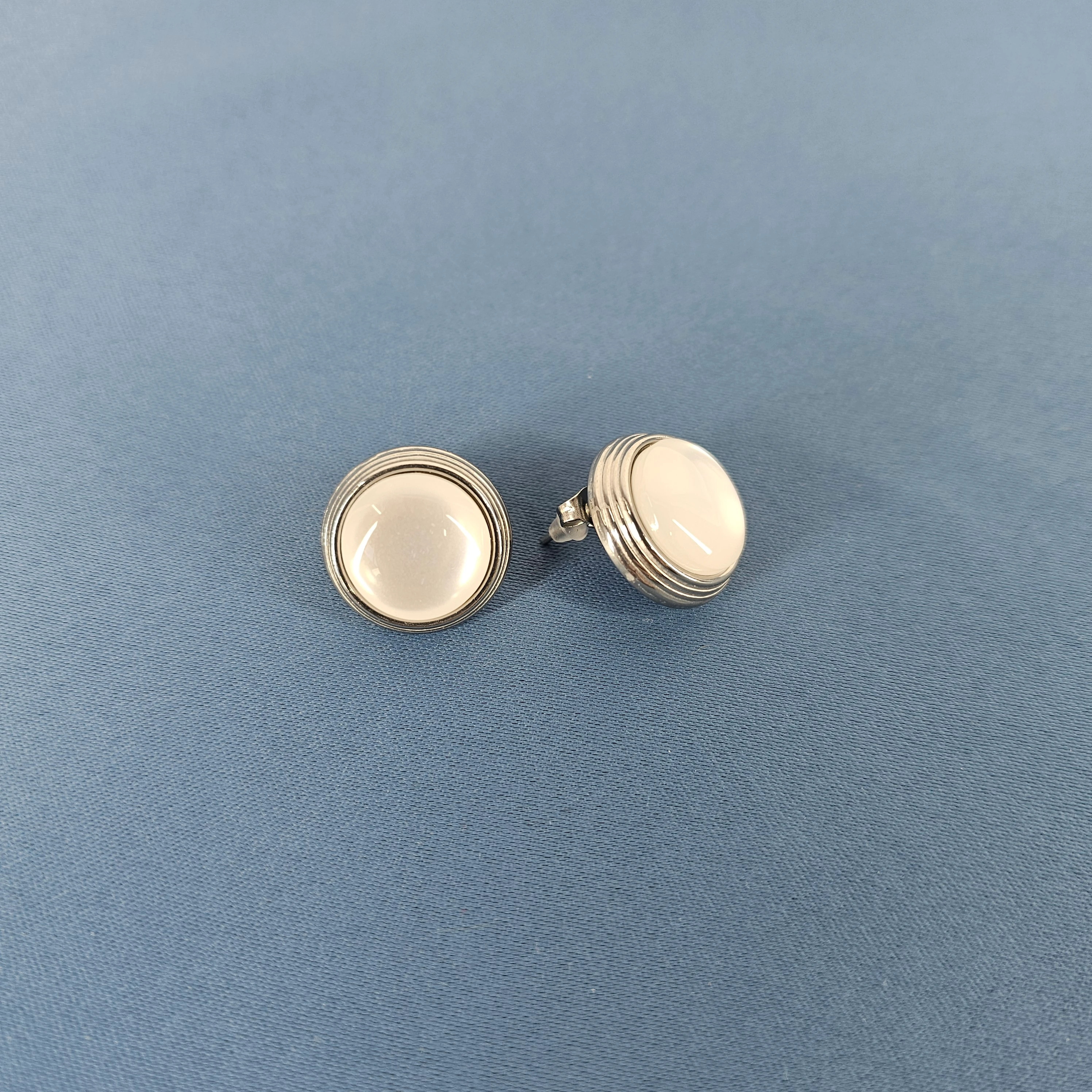 Vathe Femrash Çeliku M37 Stainless Steel Ngjyre Silver Women Earrings