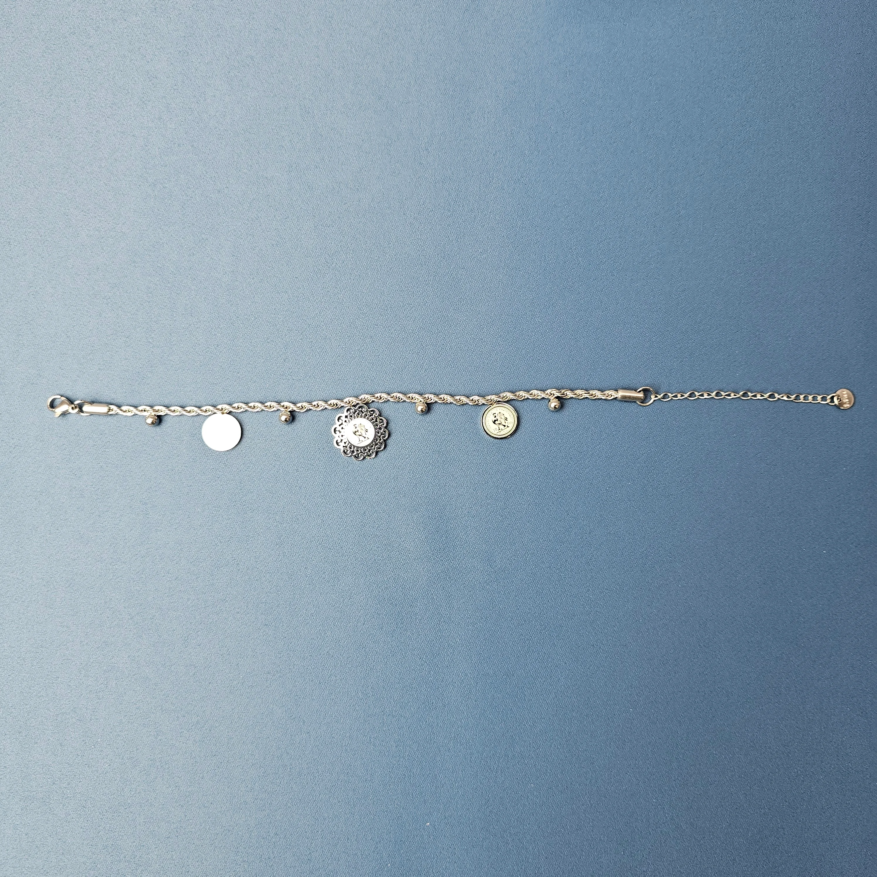 Byzylyk Femrash Çeliku Stainless Steel Ngjyre Silver Women Bracelet