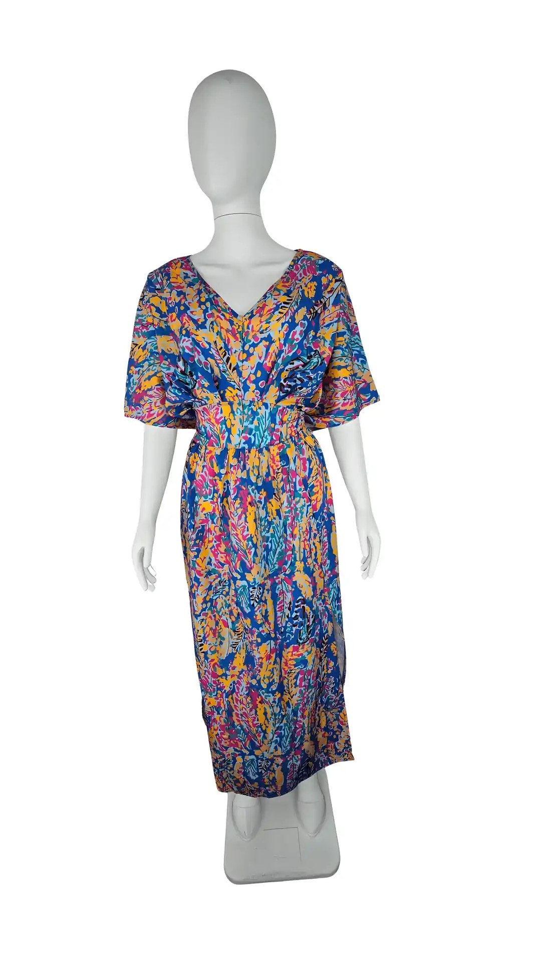 Fustan Femrash Dizajn Abstrakt S.Hand