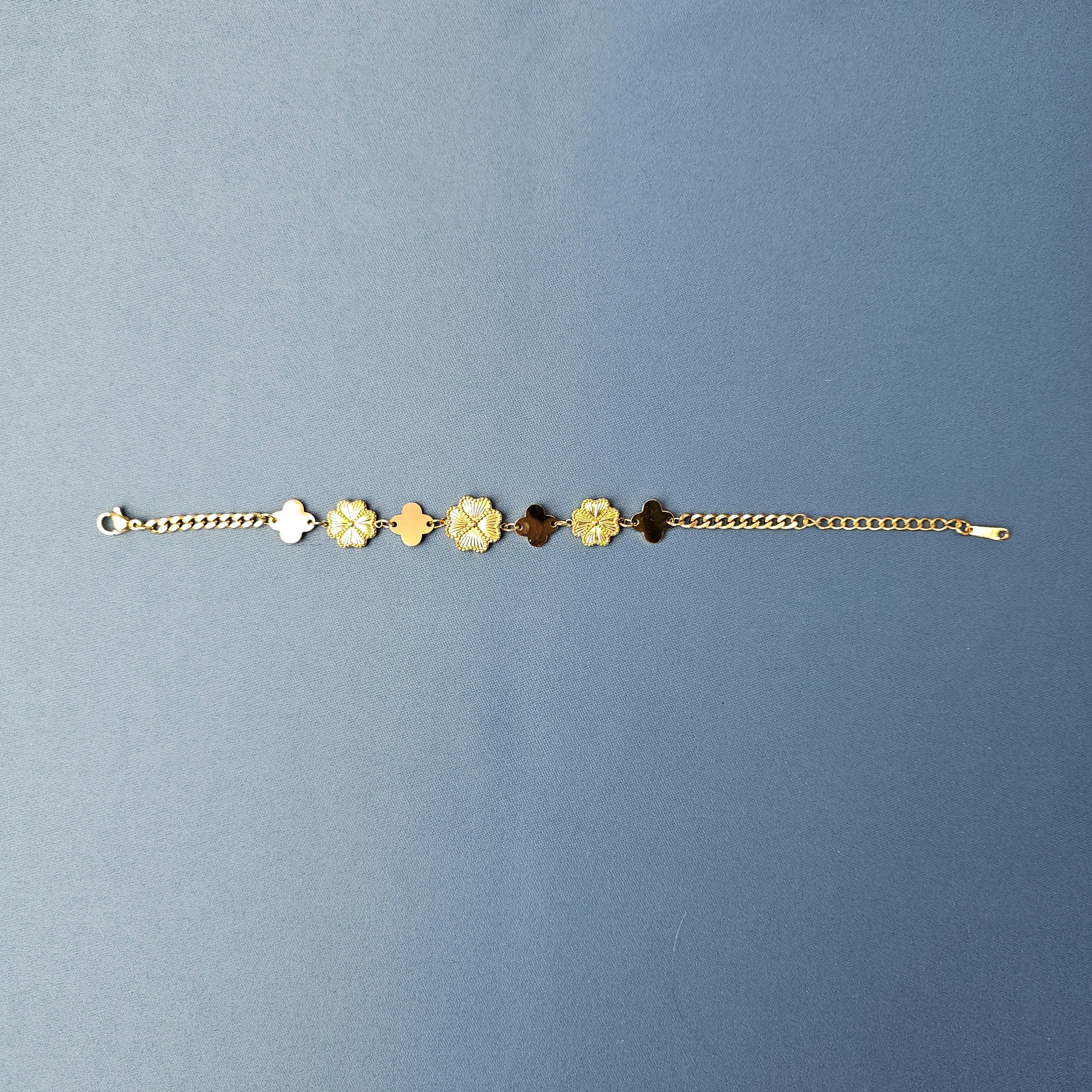 Byzylyk Femrash Çeliku Stainless Steel Ngjyre Gold Women Bracelet