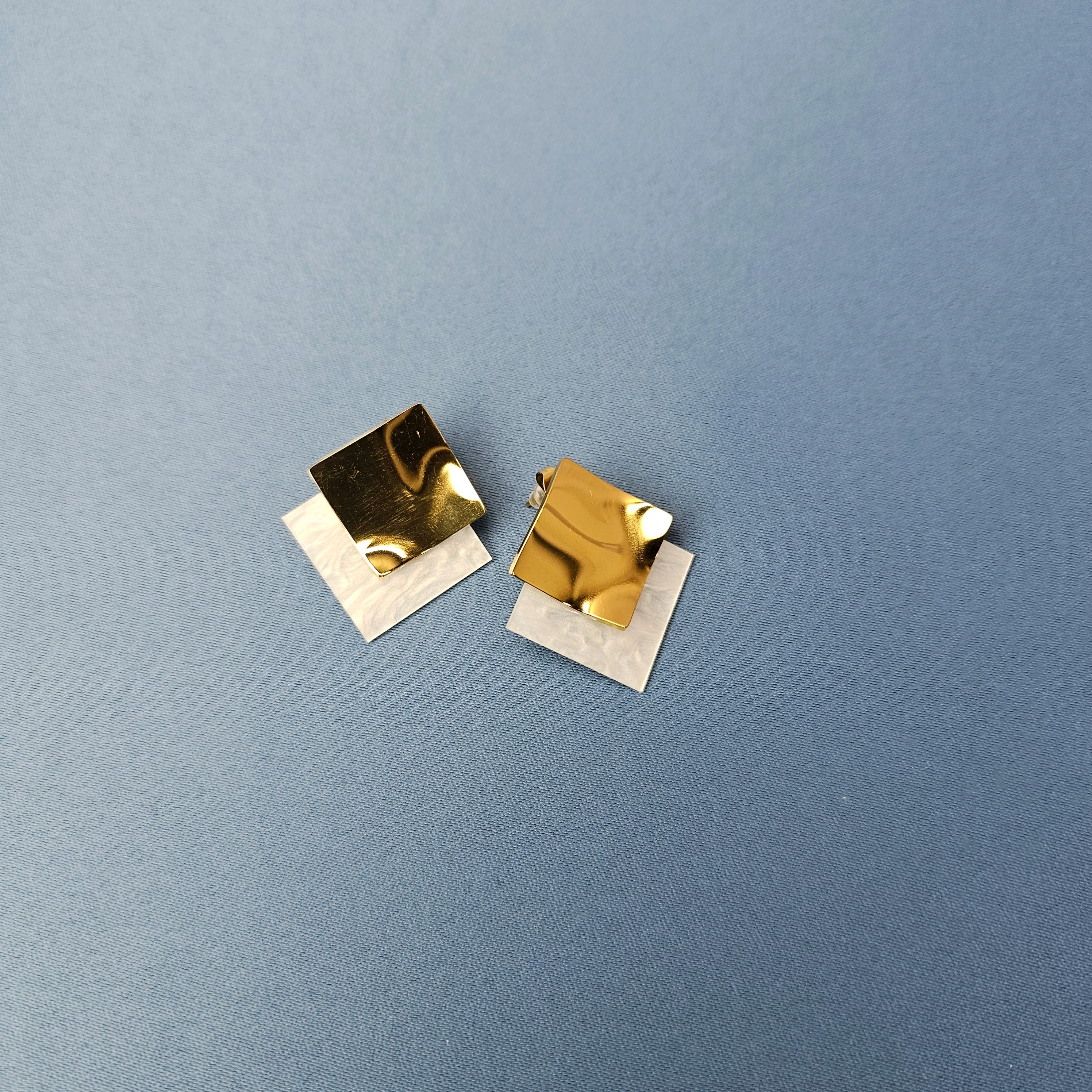 Vathe Femrash Çeliku M20 Stainless Steel Ngjyre Gold Women Earrings