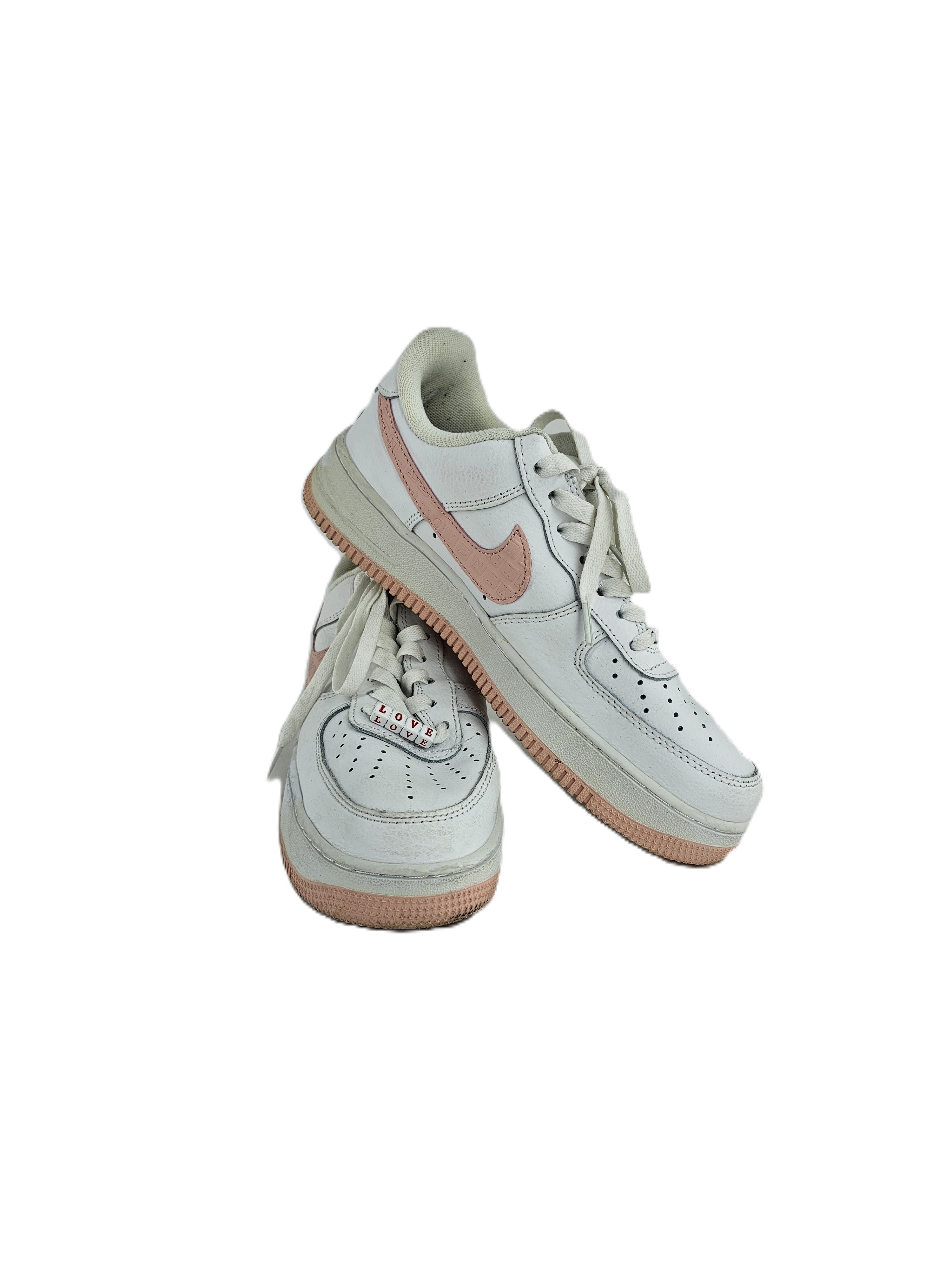 Atlete Nike Air te Bardha S.Hand