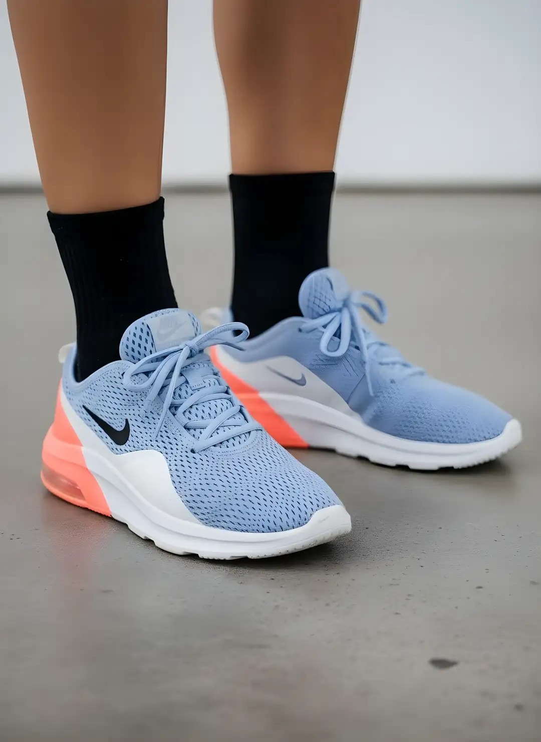 Atlete Nike Air Max Motion 2 S.Hand