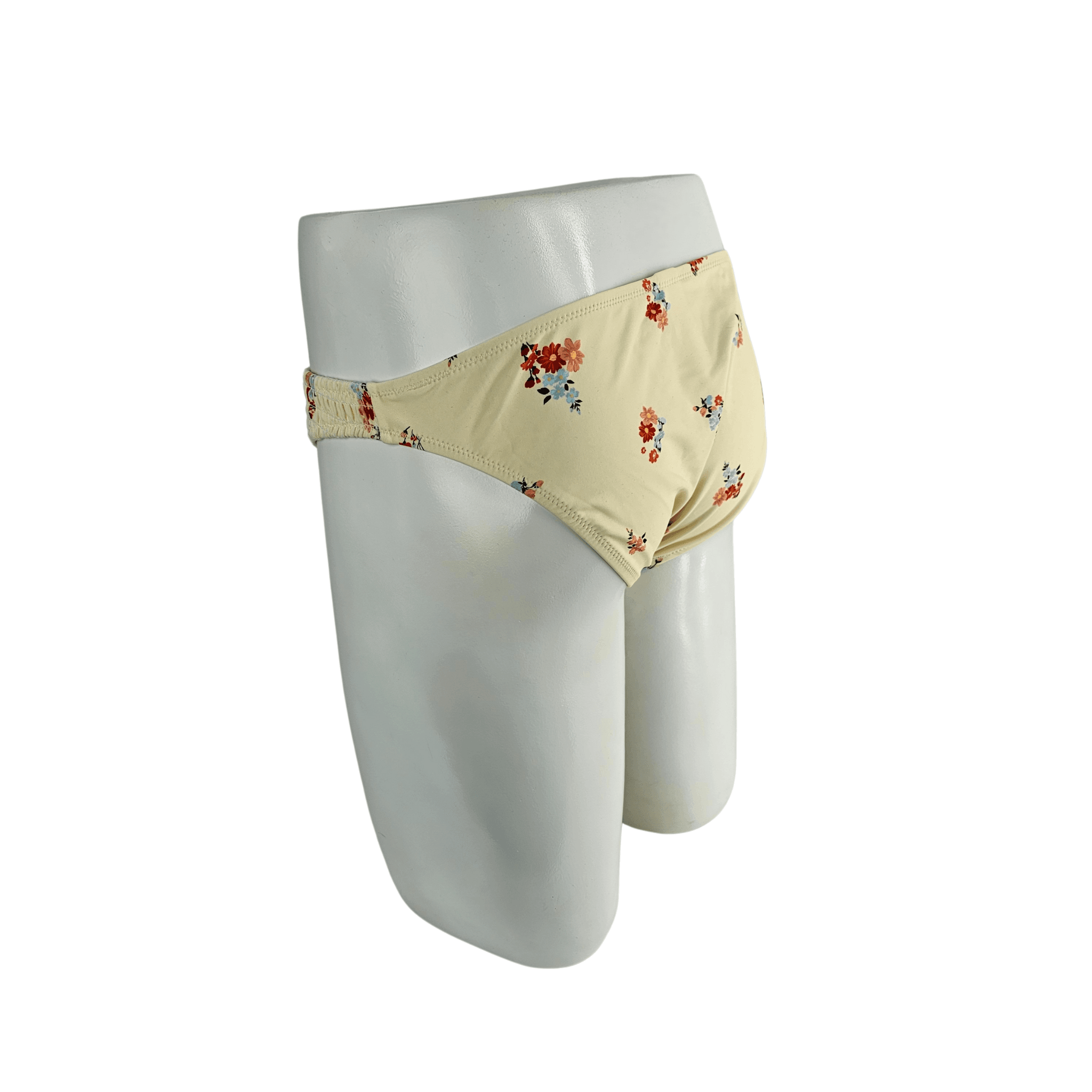 Rroba Banjo Mbathje New Look Ngjyre Bezhe e Hapur me Lule Outlet/Swimwear