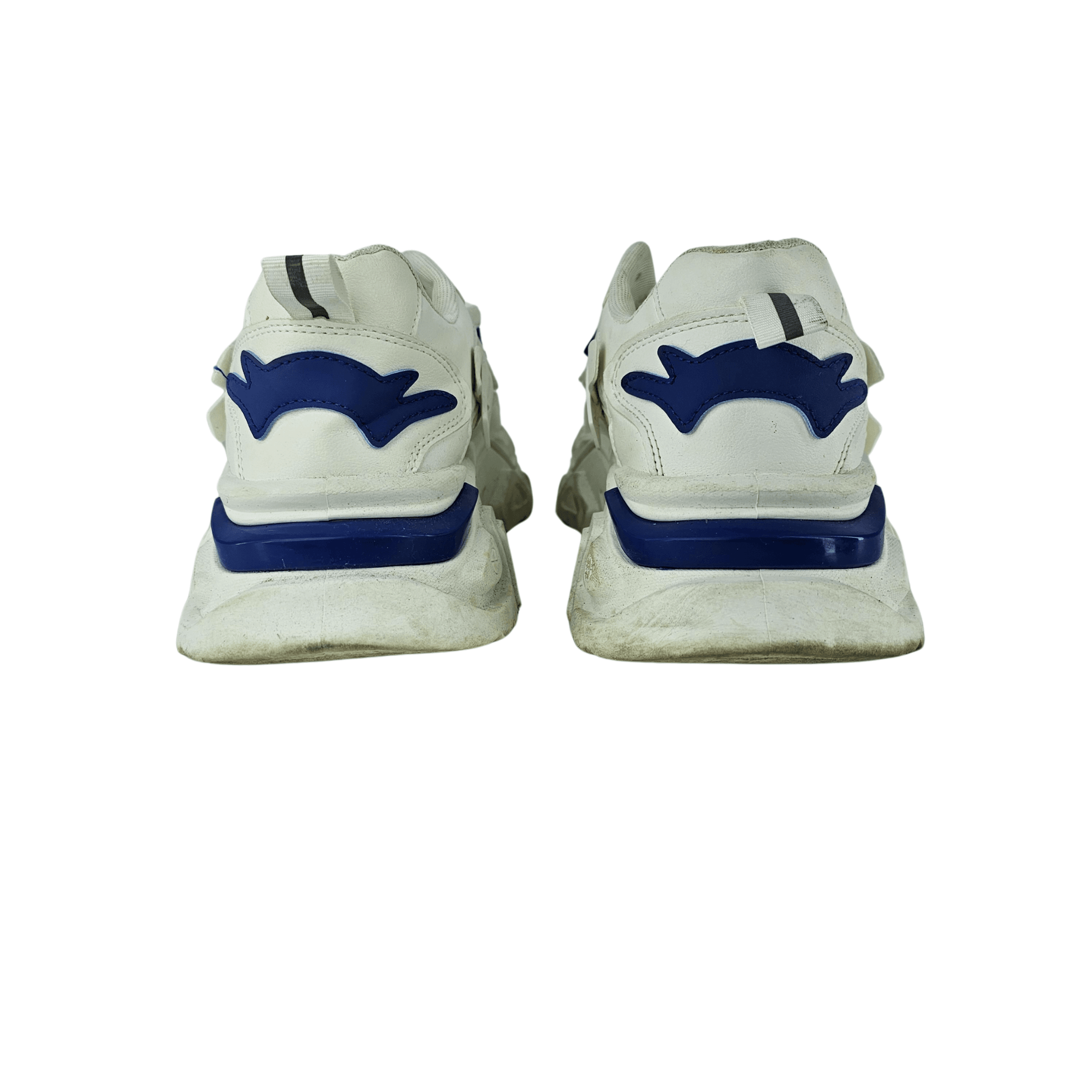 Atlete Meshkujsh Ngjyre te Bardha me Dizajn Blu S.Hand/Trainers