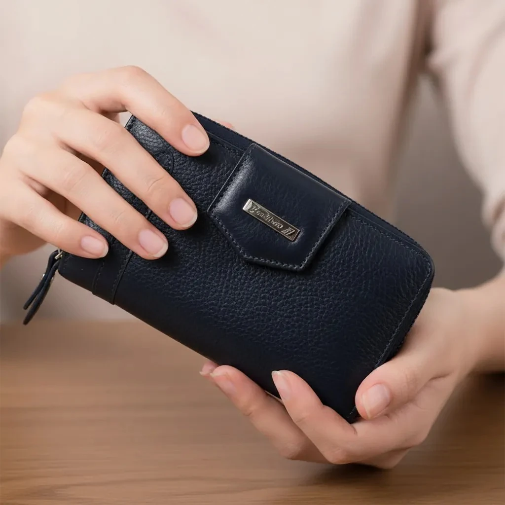 Portofol Femrash Ngjyre Blu i Erret S.Hand Women's Wallet