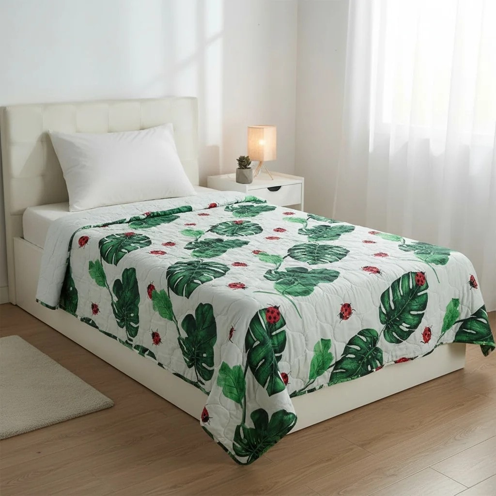 Mbulese Krevati Tek 160x220cm Dizajn i Bardhe me Gjethe dhe Nusepashke Outlet Bed Cover single