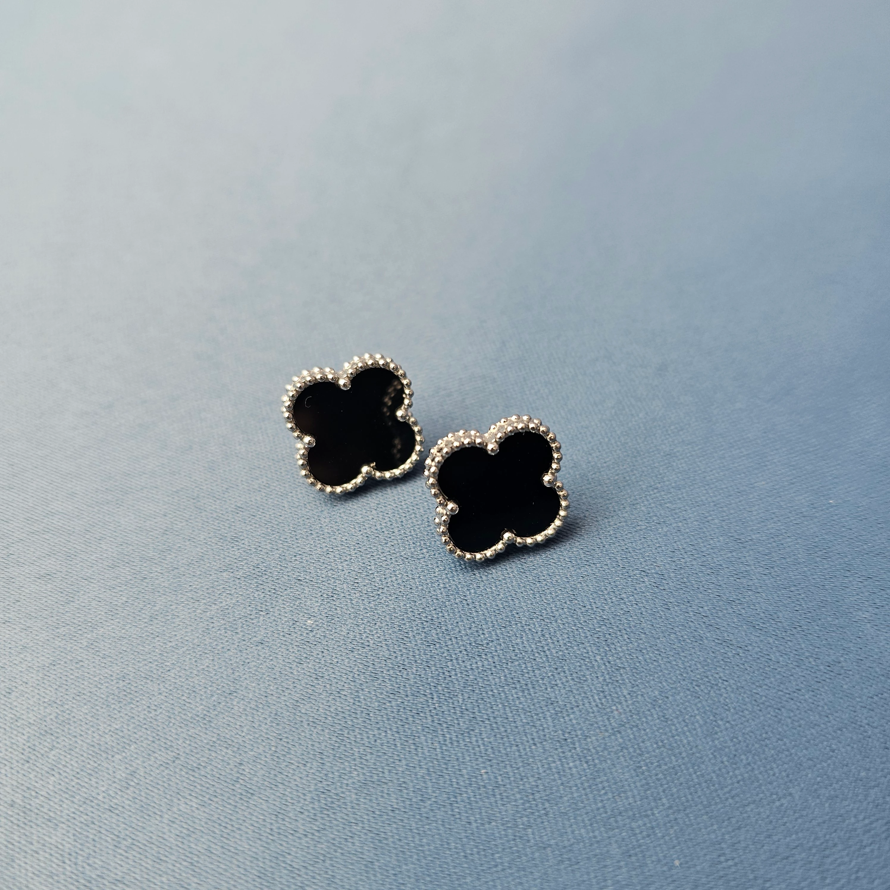 Vathe Femrash Çeliku M11 Stainless Steel Ngjyre Silver Women Earrings