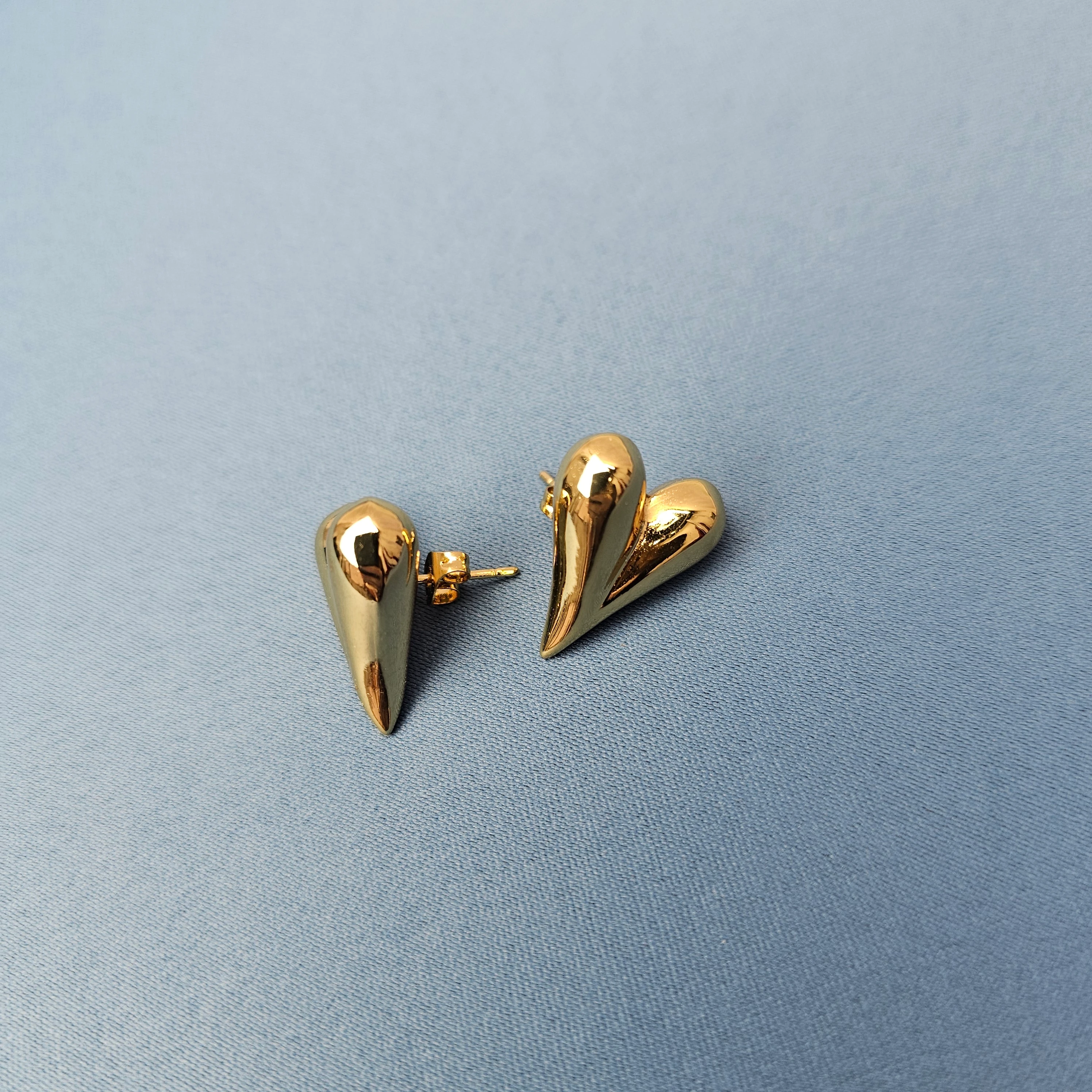 Vathe Femrash Çeliku M16 Stainless Steel Ngjyre Gold Women Earrings