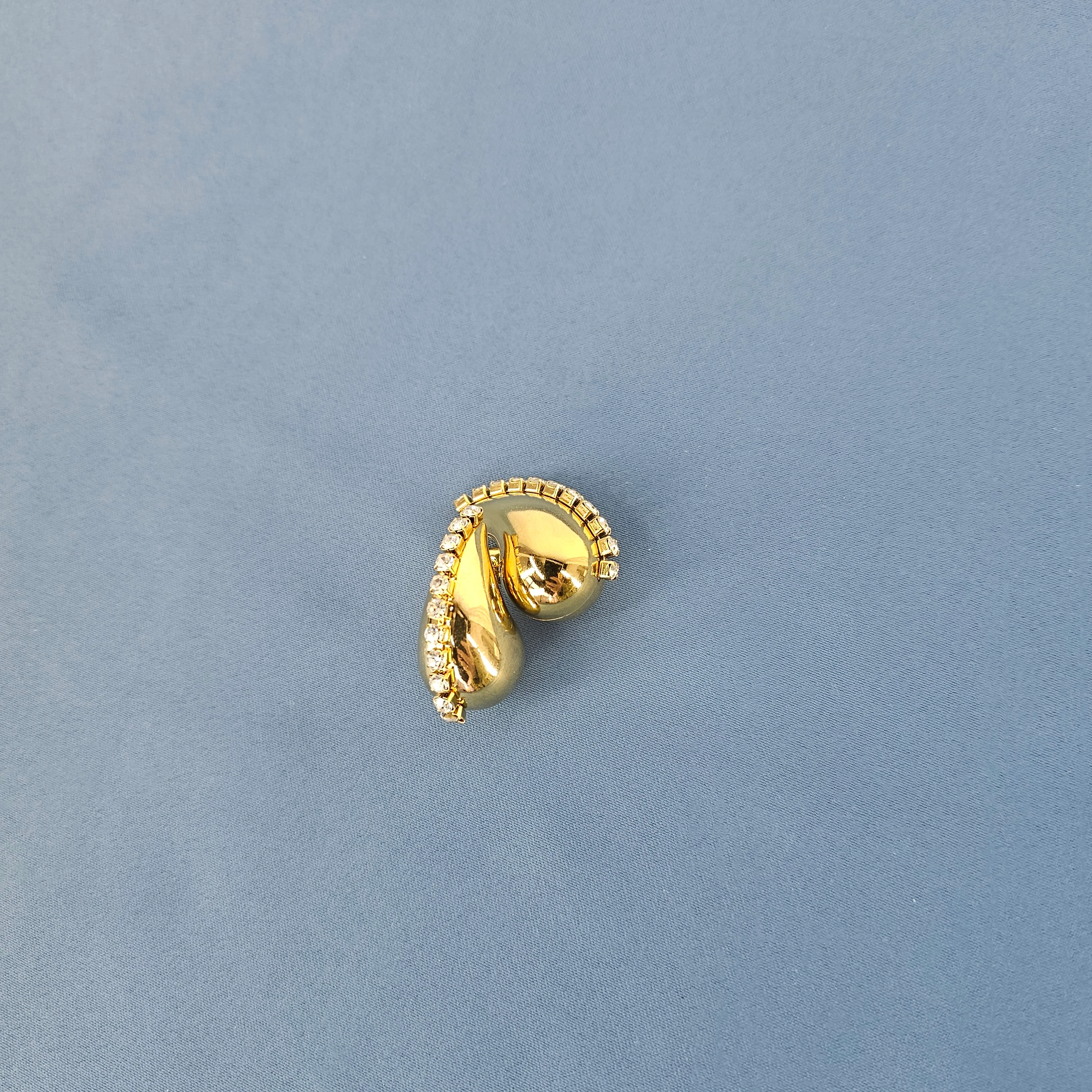 Vathe Femrash Çeliku M26 Stainless Steel Ngjyre Gold Women Earrings