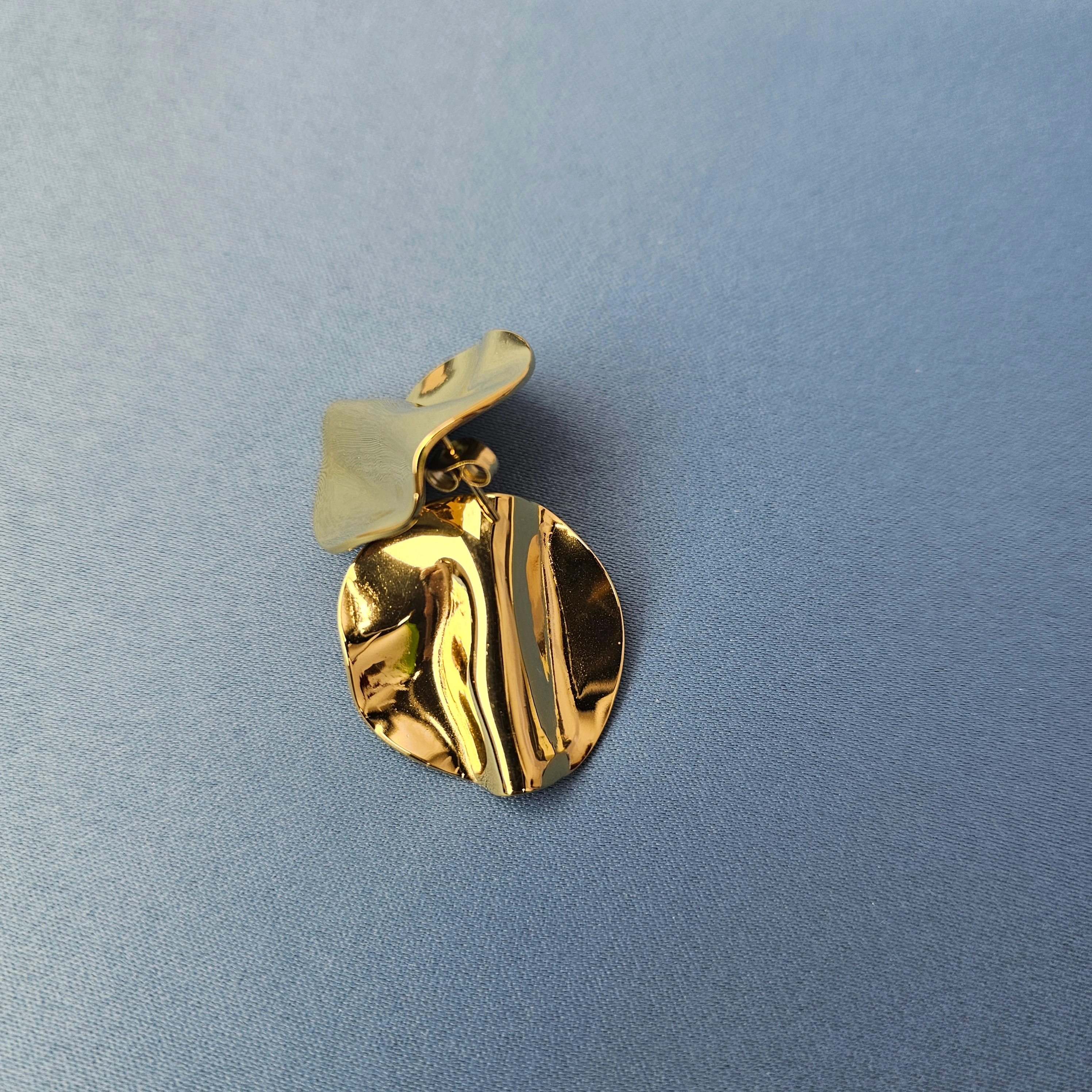 Vathe Femrash Çeliku M7 Stainless Steel Ngjyre Gold Women Earrings