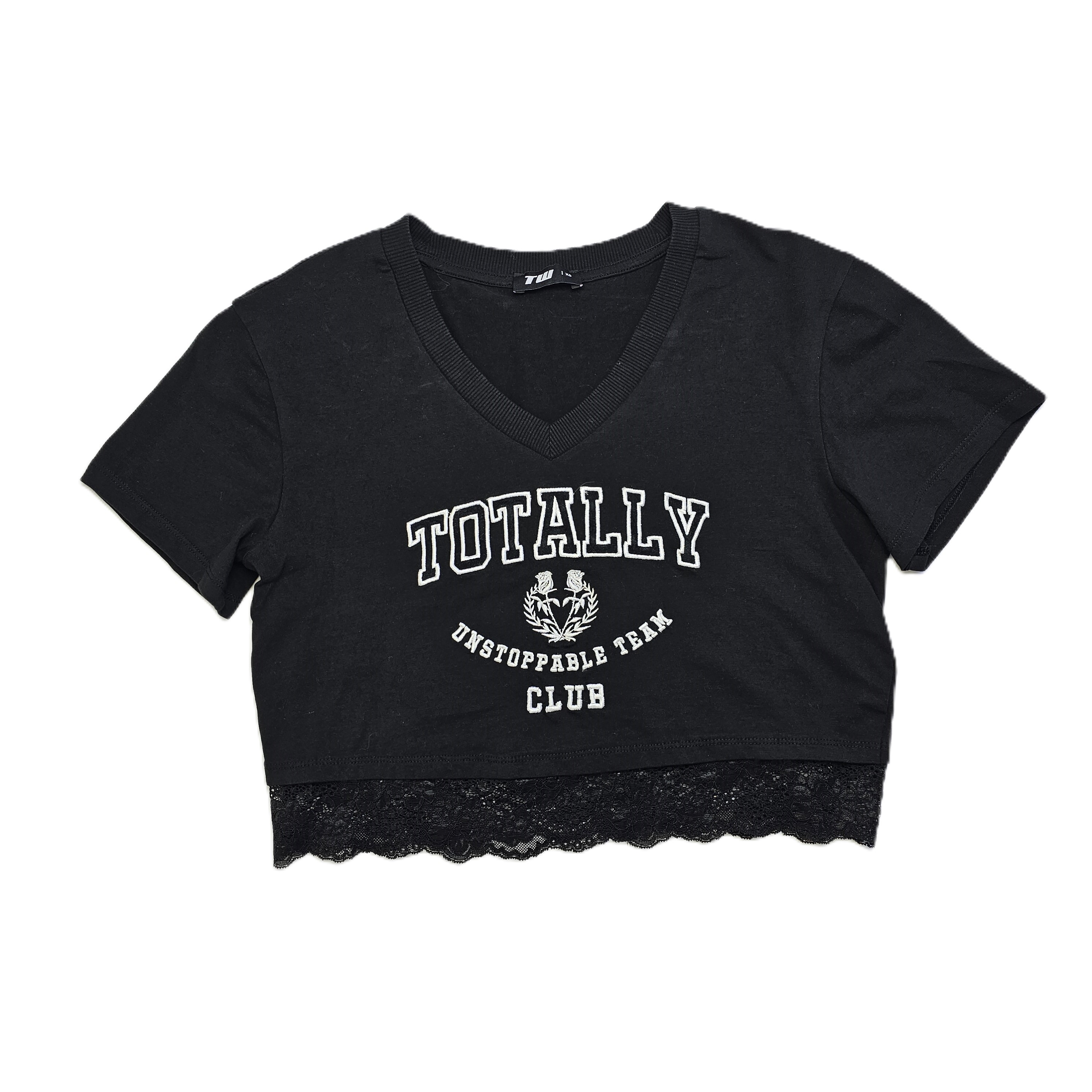 Bluze Femrash Crop Top Ngjyre e Zeze me Detaj Dantelle S.Hand