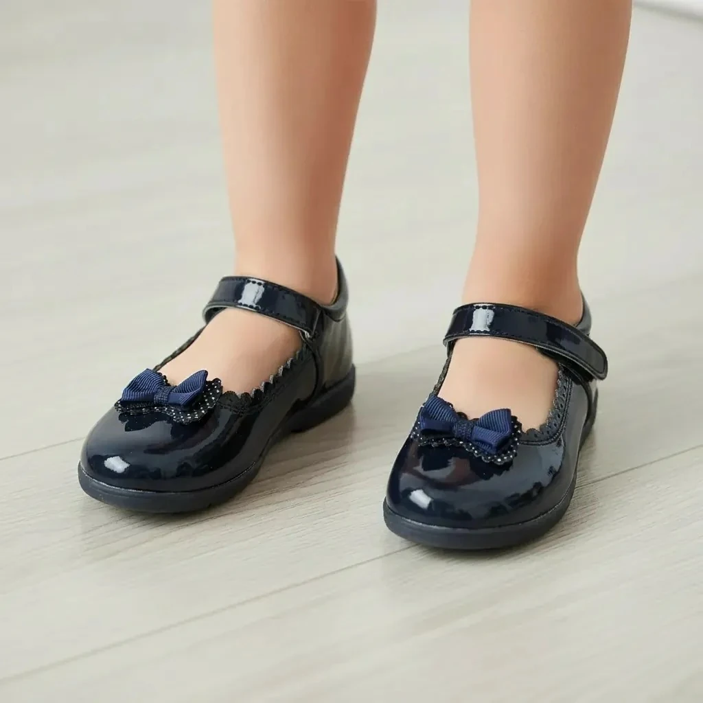 Sandale Femijesh Ngjyre Blu te Erreta me Detaj Fjonge dhe Gura S.Hand Children's Shoes