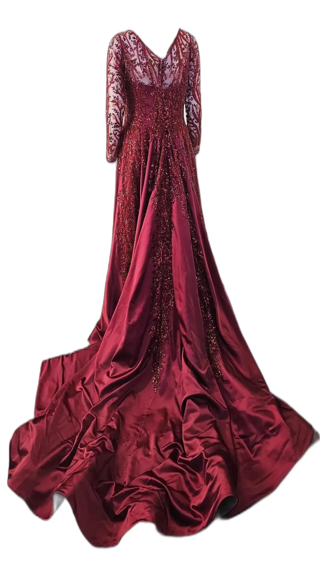 Fustan Nuserie Ngjyre Vishnje me Detaj Tyl dhe Teminash S.Hand Wedding Dress