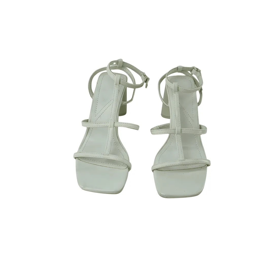 Sandale Femrash Bershka Ngjyre te Bardha S.Hand Womens Heels