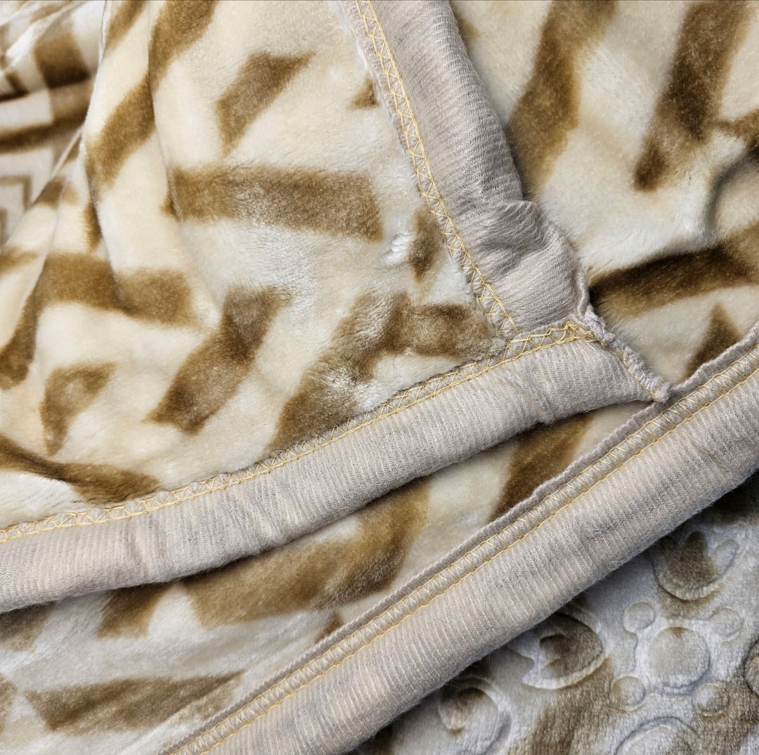 Batanije e Bute Dyfletesh Ngjyre Bezhe e Hapur Dopio 220x240cm 4.5kg Outlet Blanket