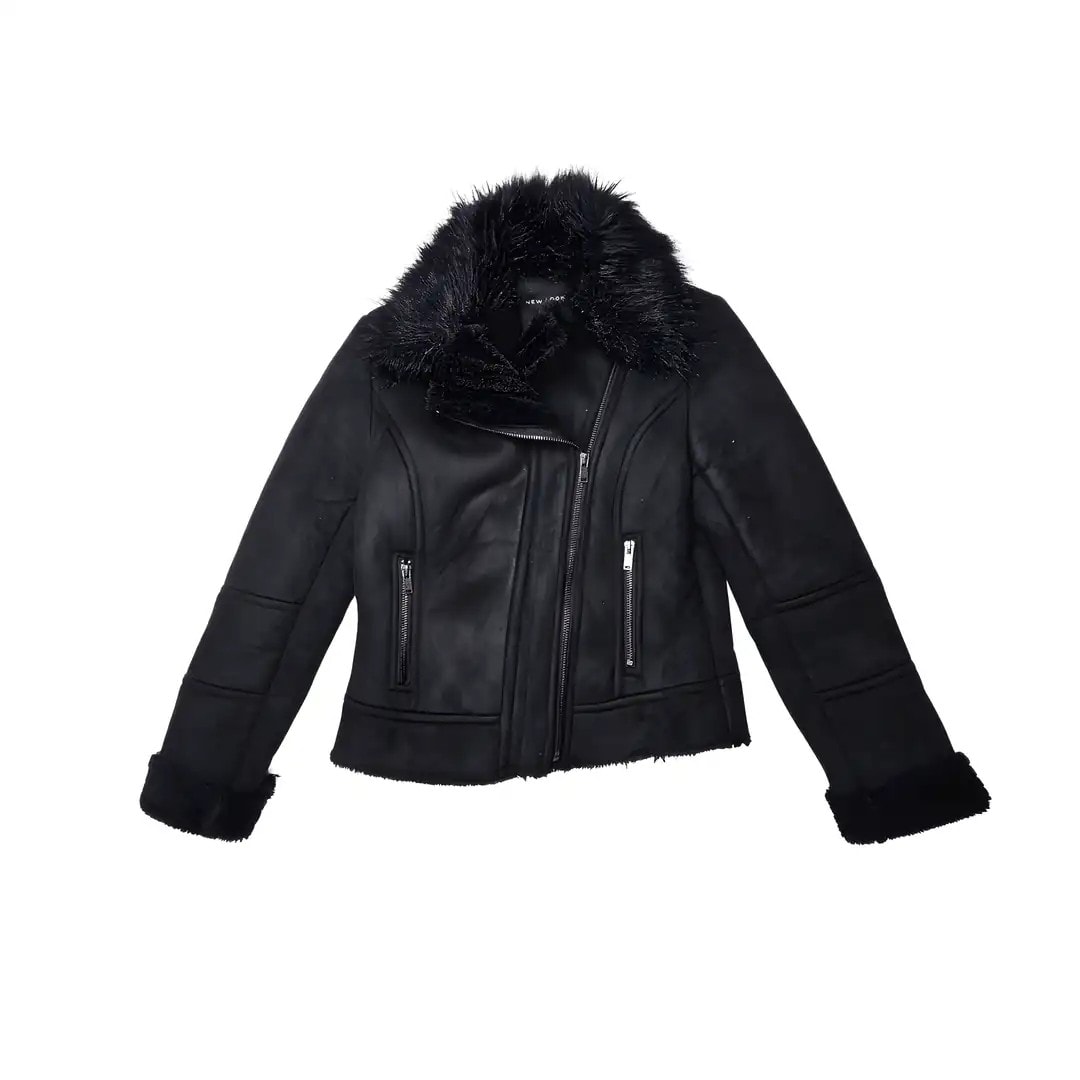 Xhup Femrash Ngjyre i Zi me Pellush Tek Qafa S.Hand Womens Jacket