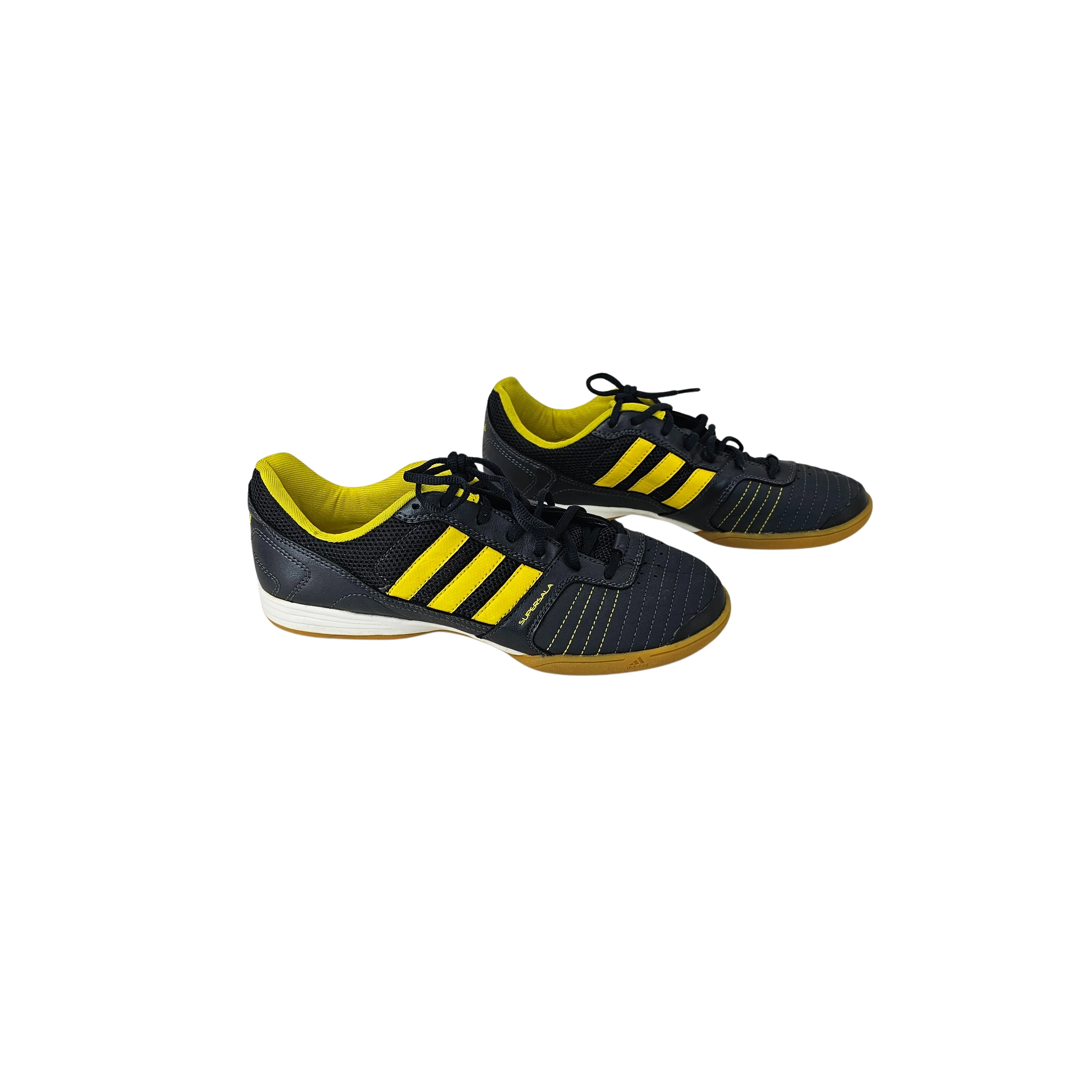 Atlete Femijesh Adidas Ngjyre te Zeza me Dizajn Bezhe te Verdhe dhe te Bardhe Outlet Children's Shoes