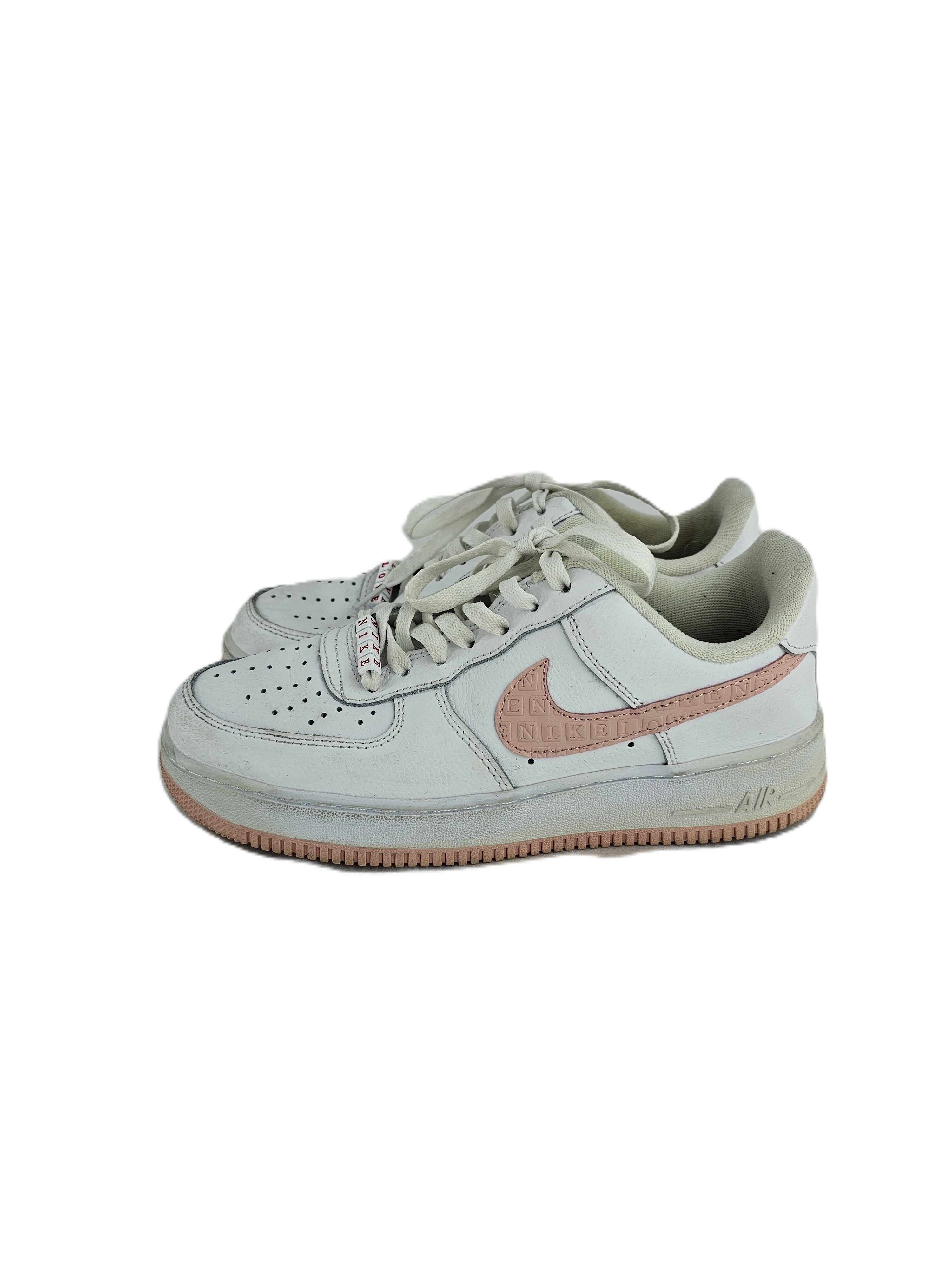 Atlete Nike Air te Bardha S.Hand