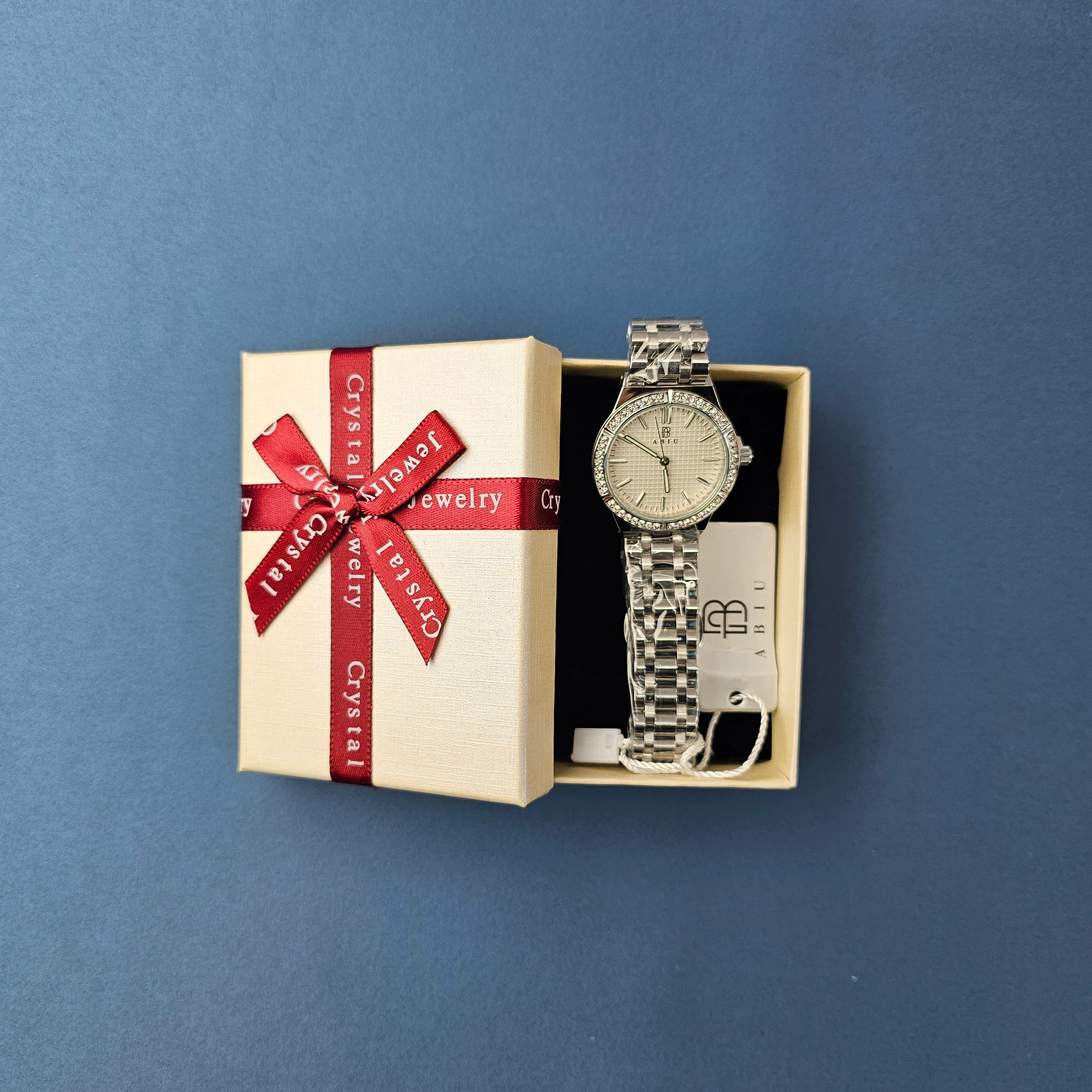 Ore Femrash Çeliku M7  Ngjyre Silver Women Watch