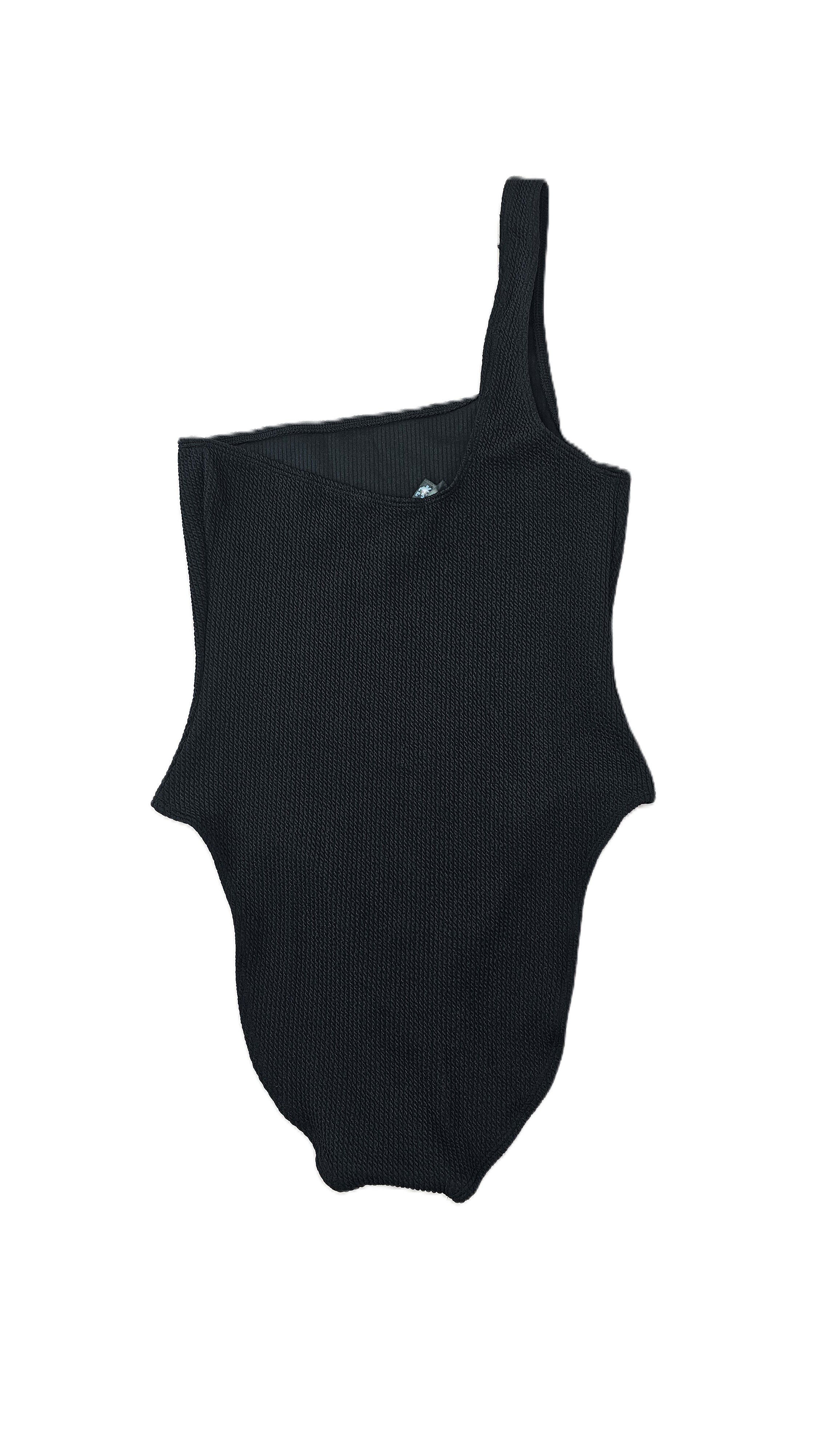 Rroba Banjo Asos Trupore Me Nje Krahe Te Zeza