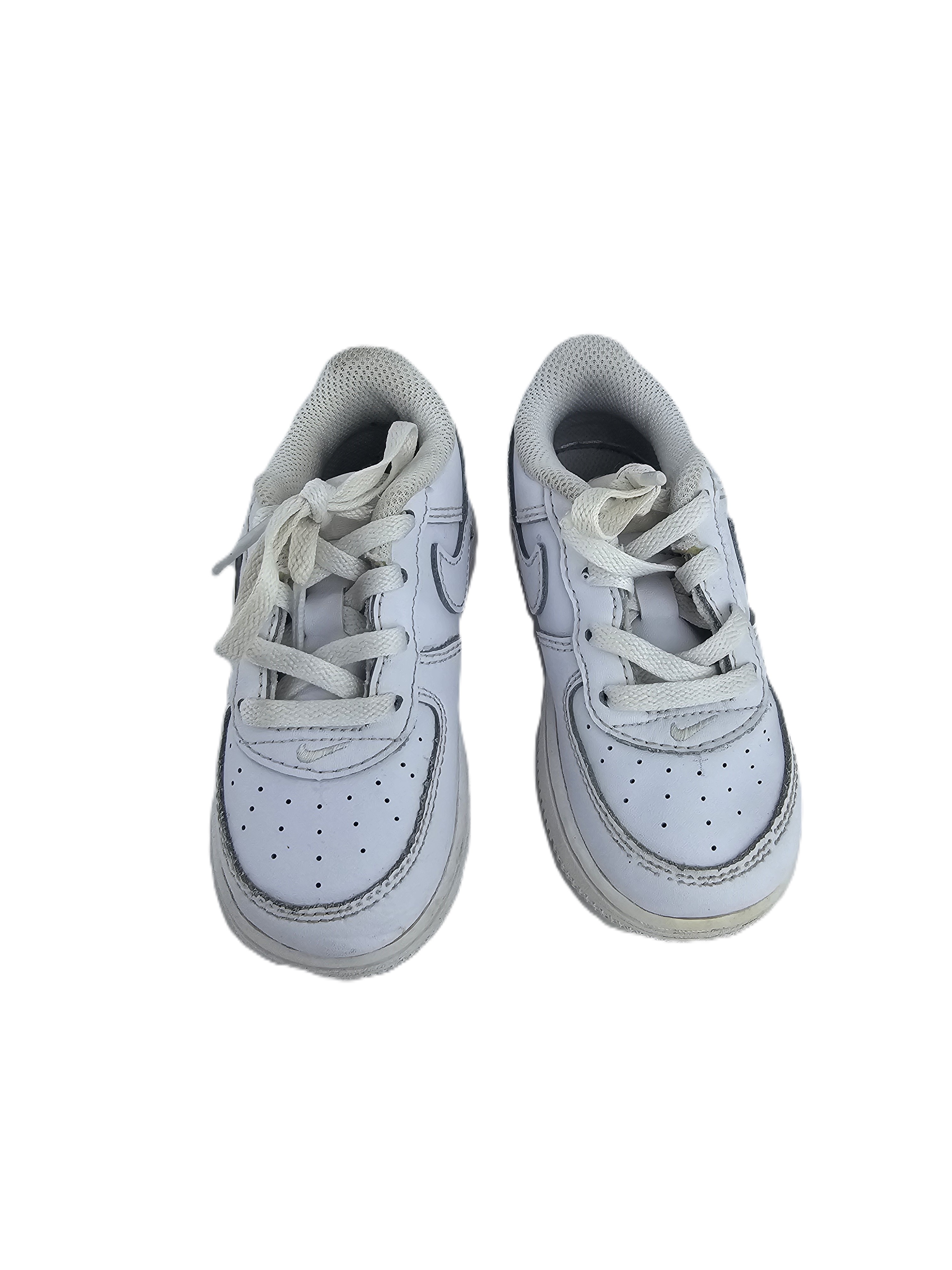 Atlete Nike e Bardhe S.Hand
