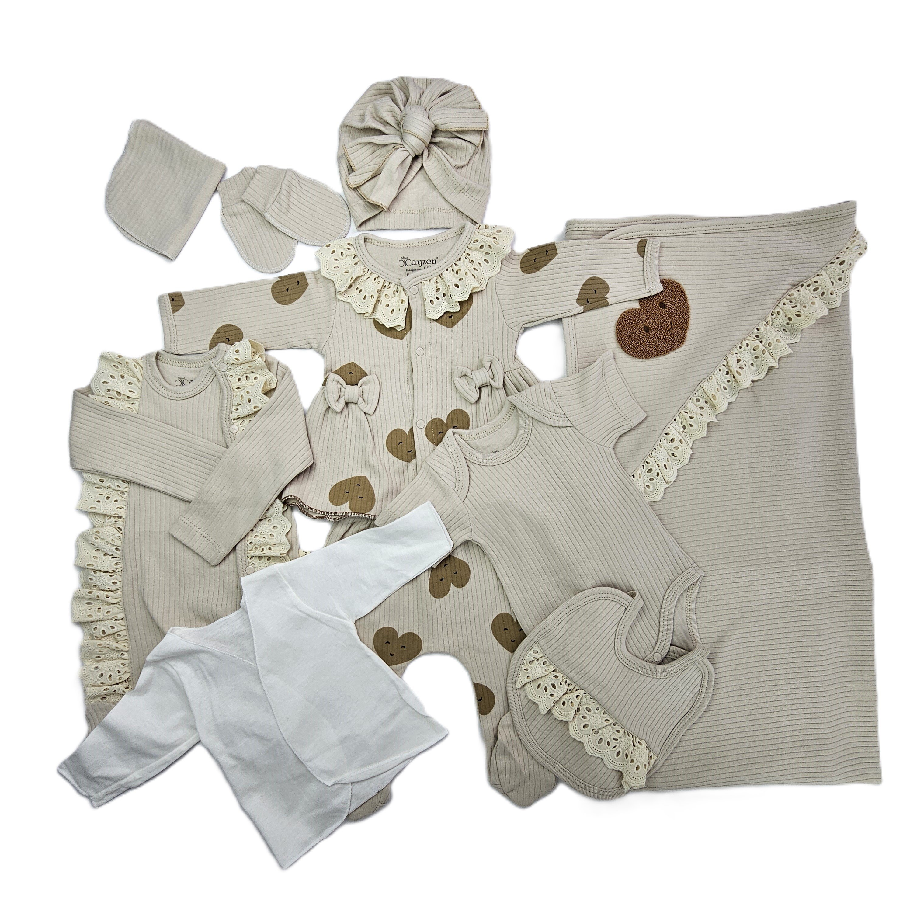 Set Bebesh 10 Pjese Mini Cayzen 3011 Ngjyre Bezhe me Dantelle/New Born Baby Set