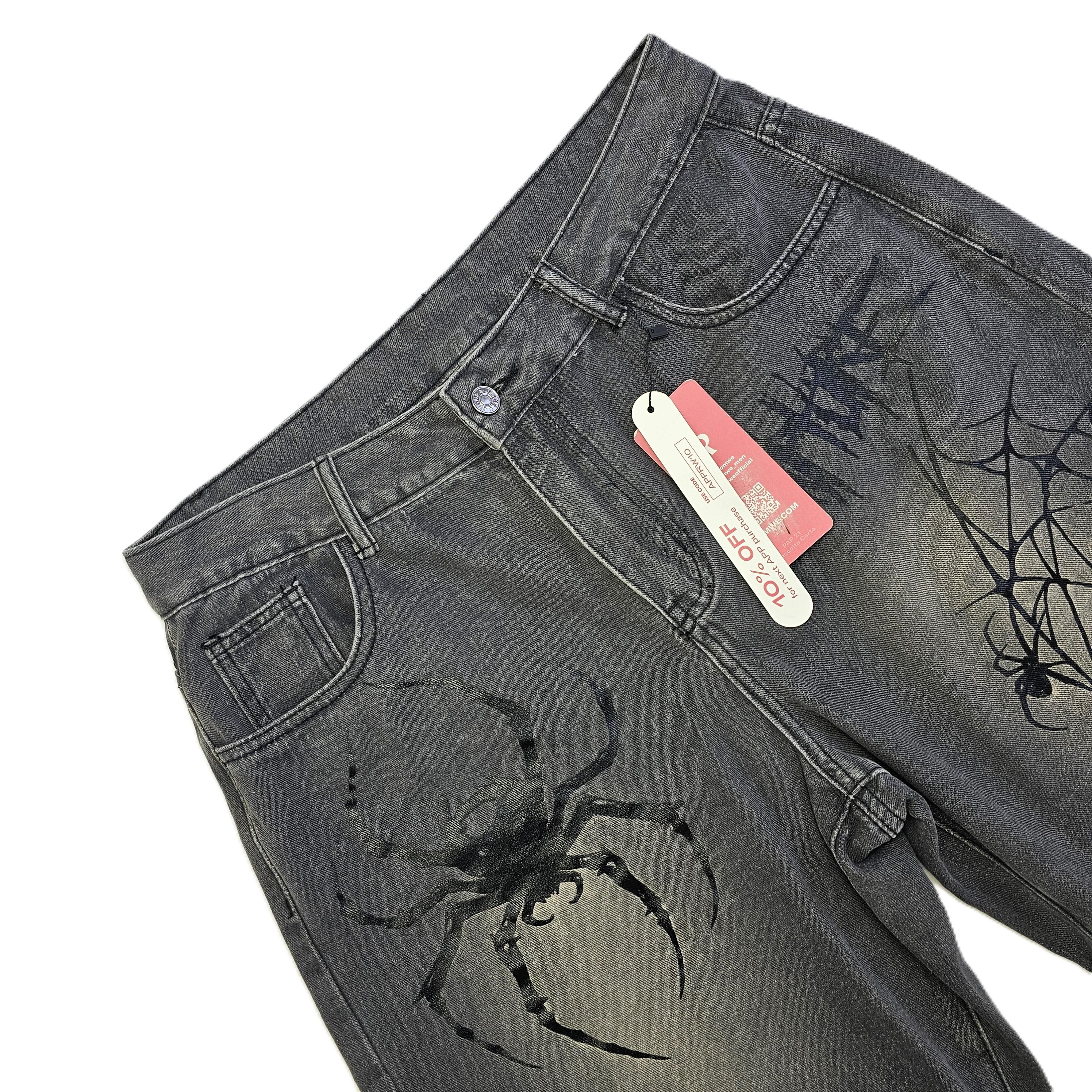 Pantallona te Shkurtra Meshkujsh Ngjyre Gri e Erret me Dizajn merimange Outlet/Denim Shorts