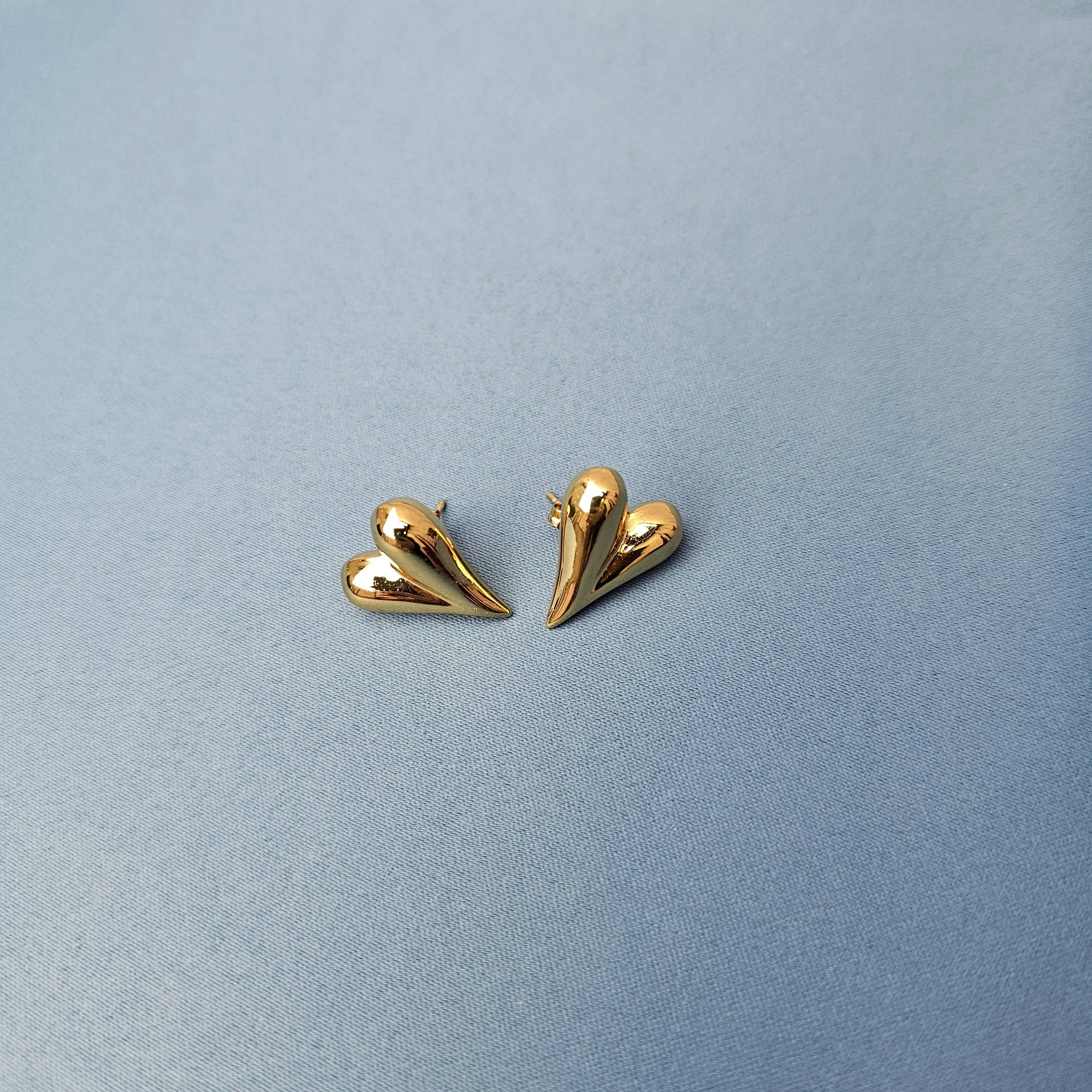 Vathe Femrash Çeliku M16 Stainless Steel Ngjyre Gold Women Earrings