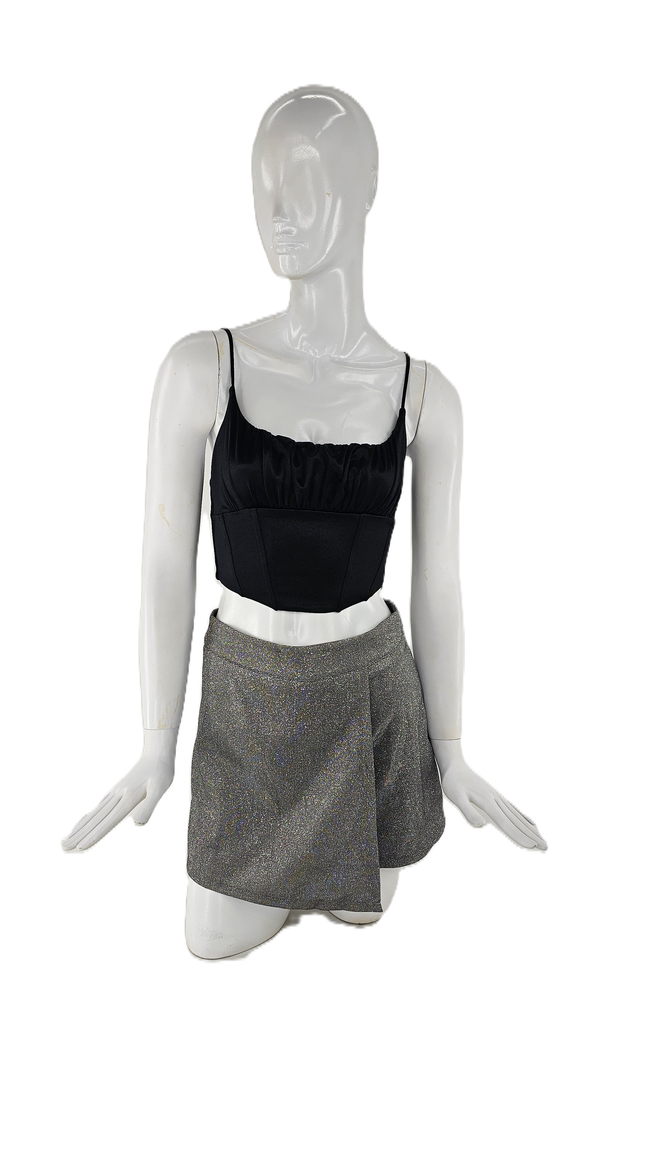 Crop Top Kanatjere  e zeze Bershka S.Hand