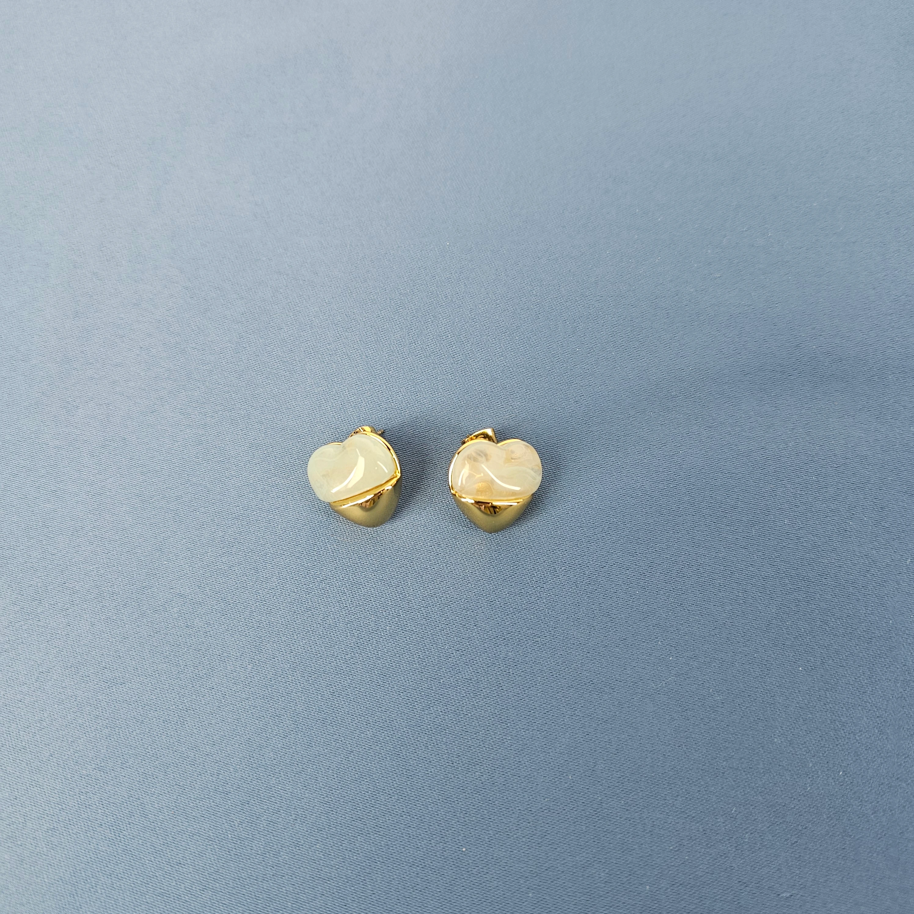 Vathe Femrash Çeliku M34 Stainless Steel Ngjyre Gold me Dizajn Mente Women Earrings