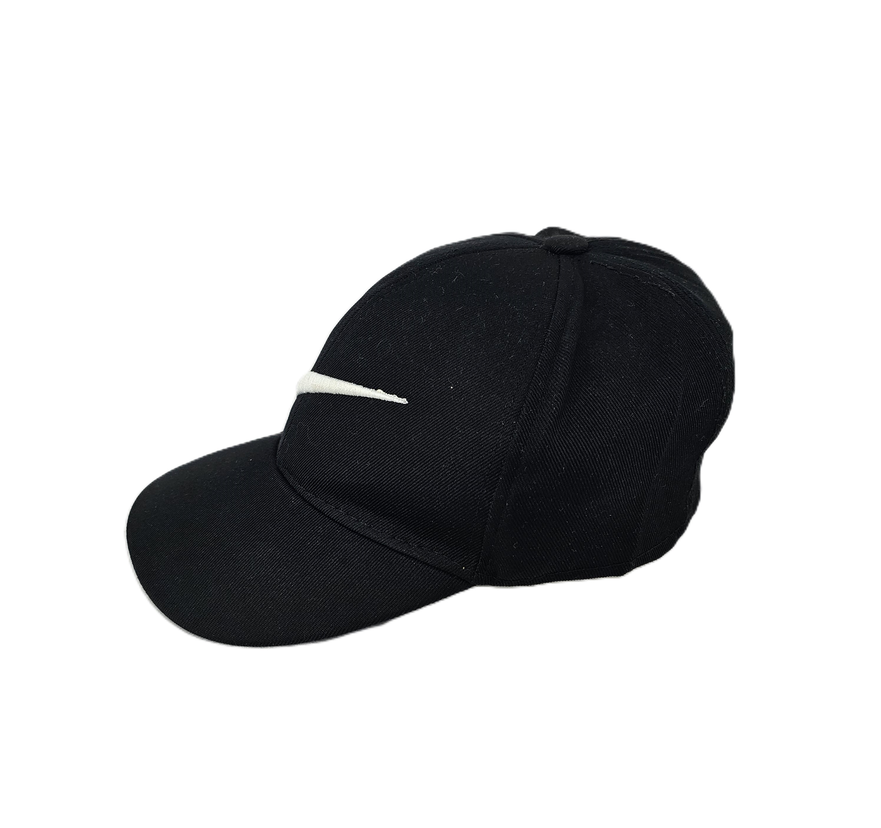 Kapele Nike Ngjyre e Zeze S.Hand/Hat