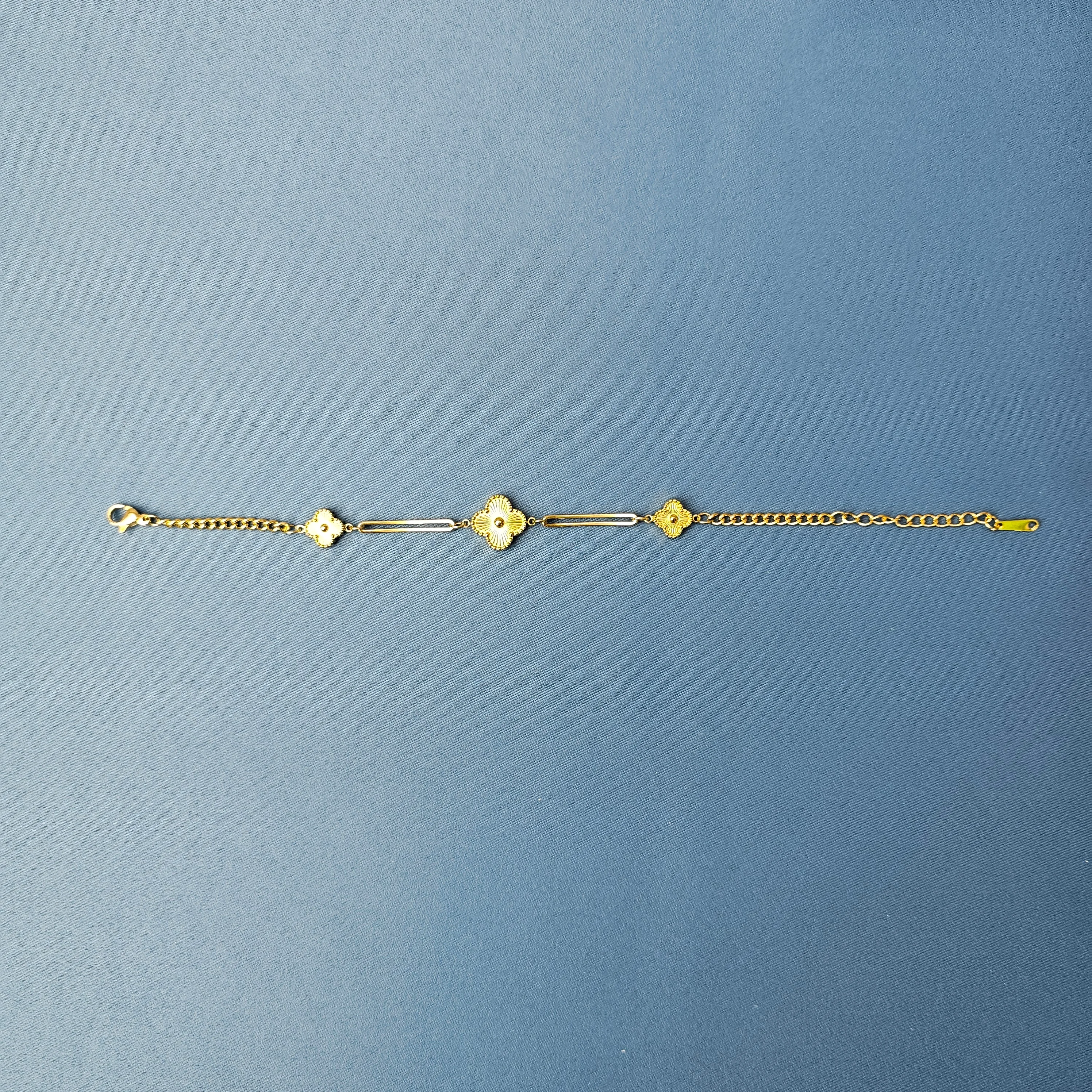 Byzylyk Femrash Çeliku Stainless Steel Ngjyre Gold Women Bracelet