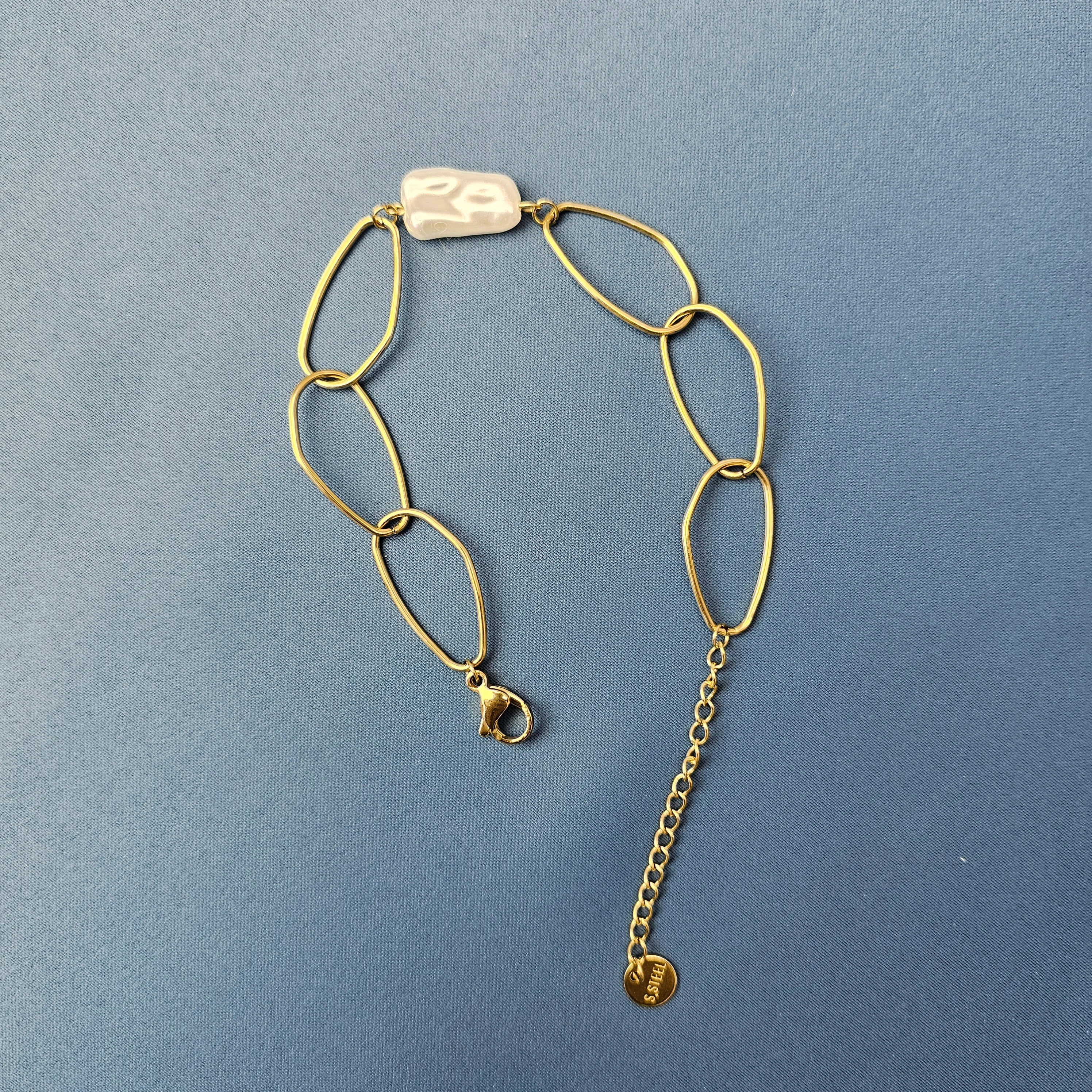 Byzylyk Femrash Çeliku Stainless Steel Ngjyre Gold Women Bracelet