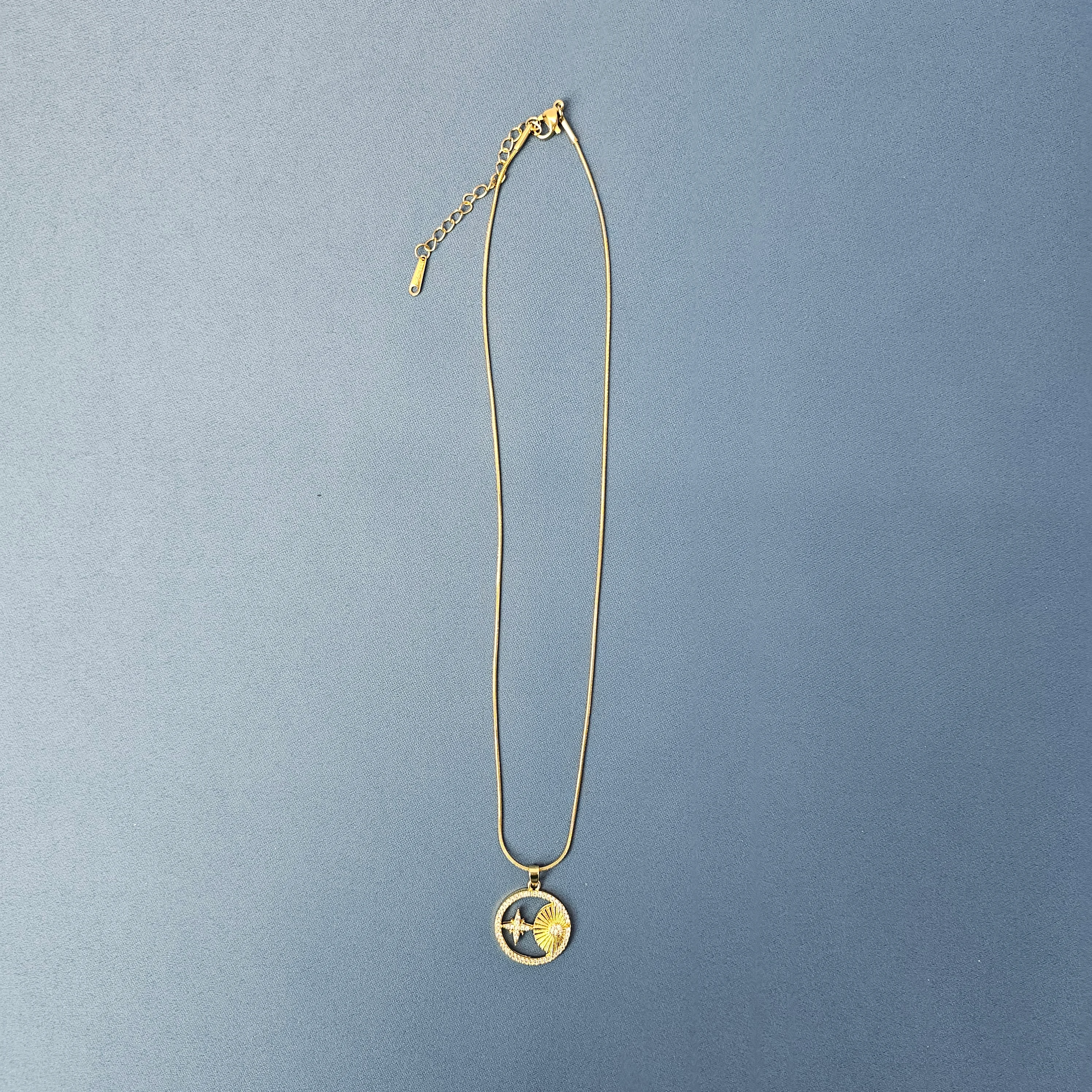 Varese Femrash Çeliku Stainless Steel Ngjyre Gold Women Necklace